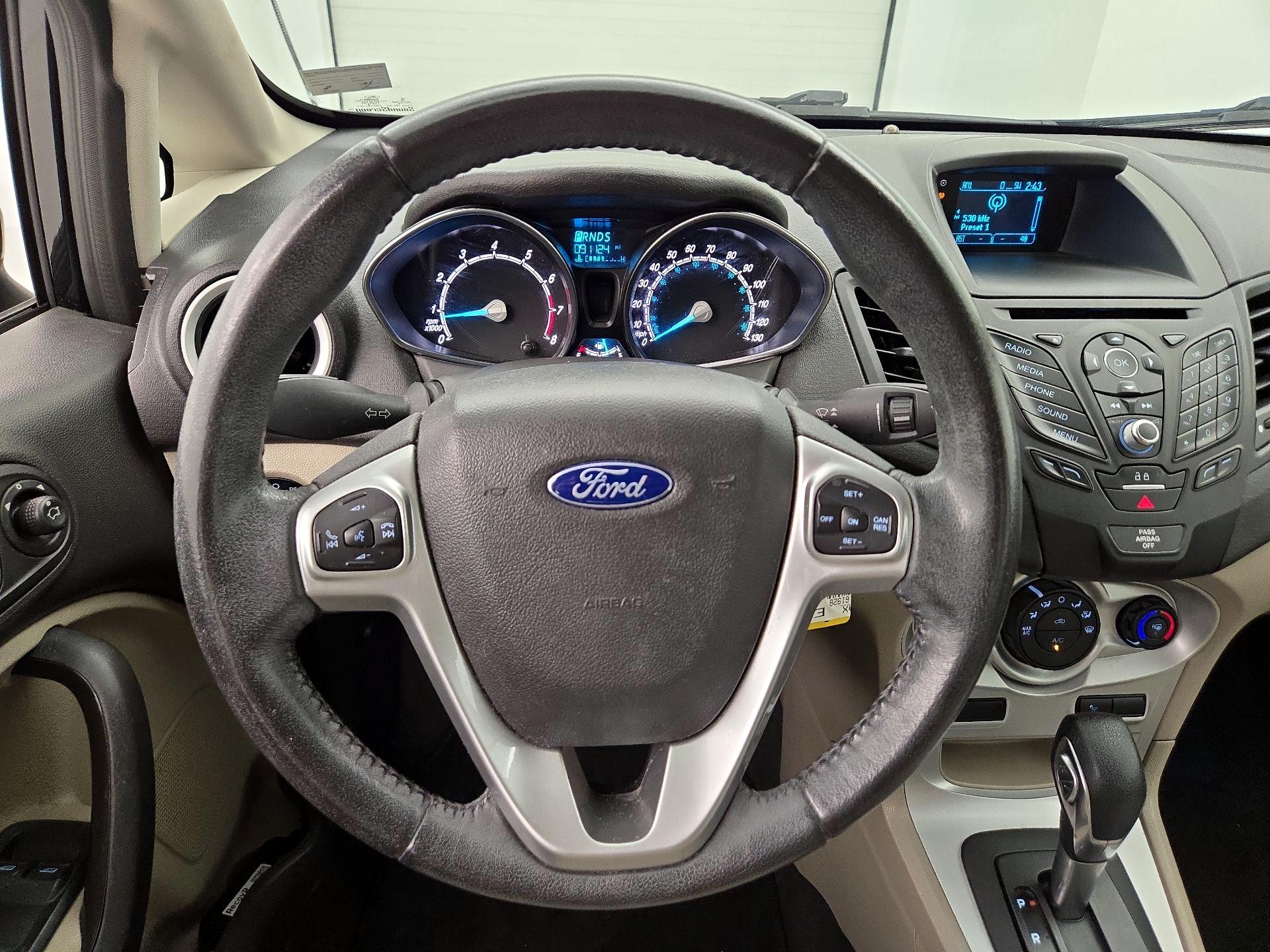 Thumbnail: 2016 Ford Fiesta - 10