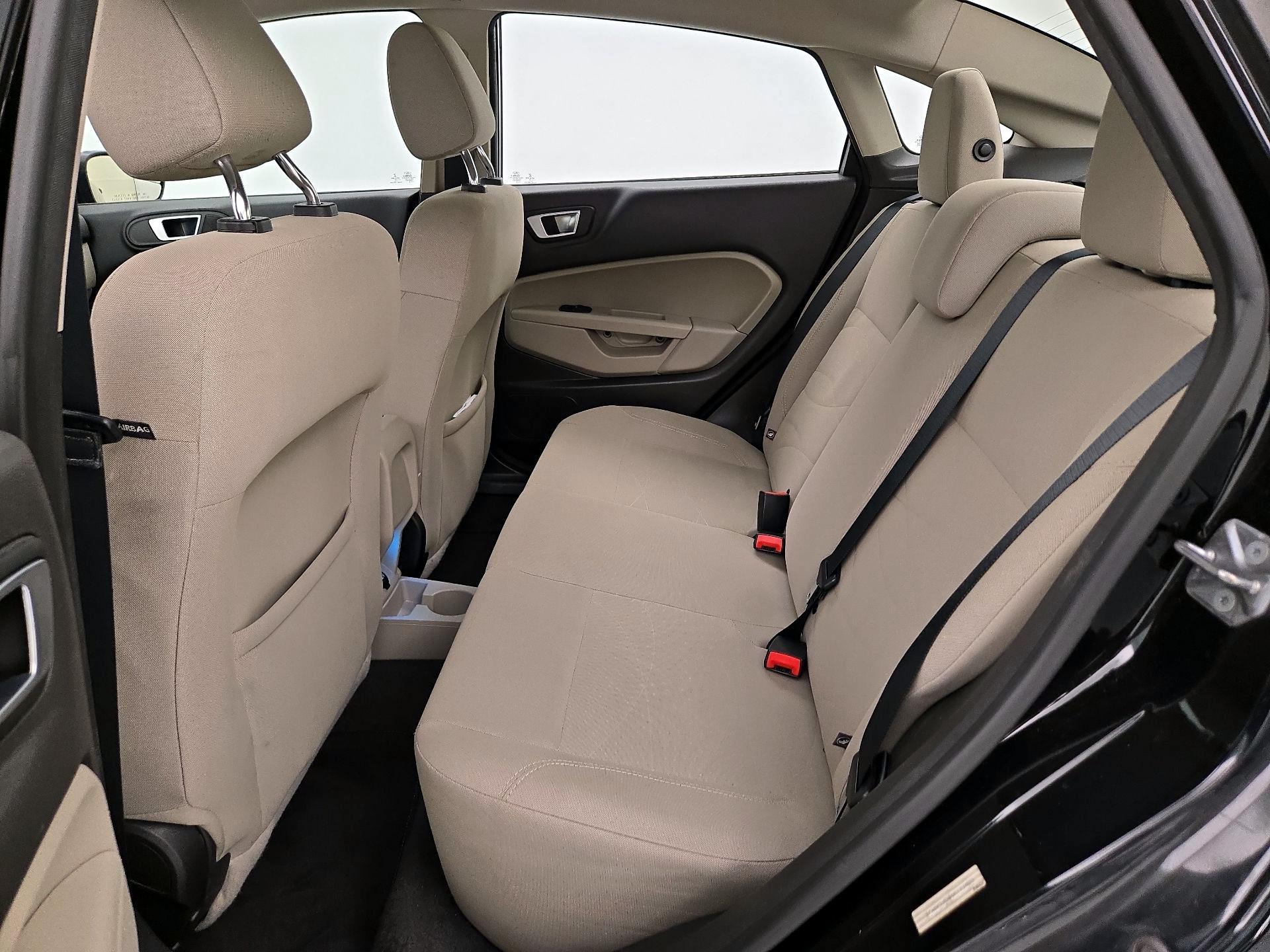 Thumbnail: 2016 Ford Fiesta - 18