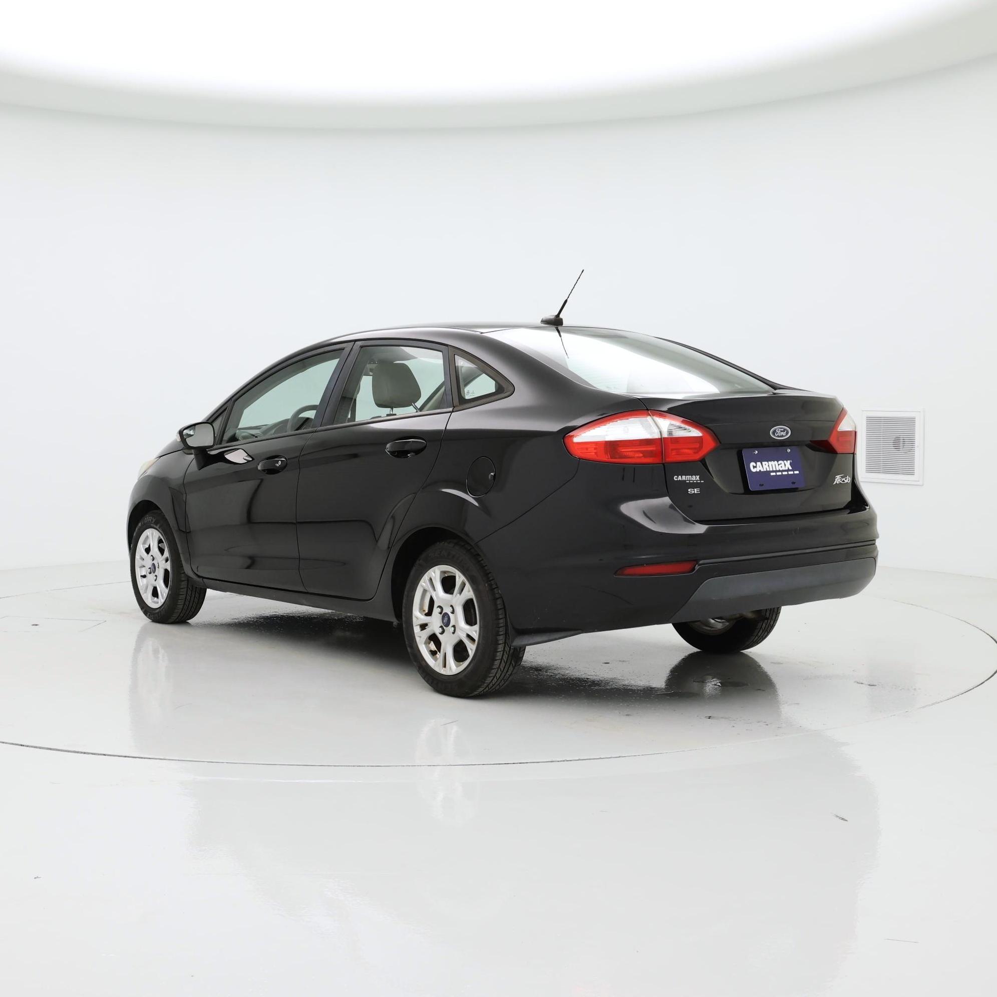 Thumbnail: 2016 Ford Fiesta - 2