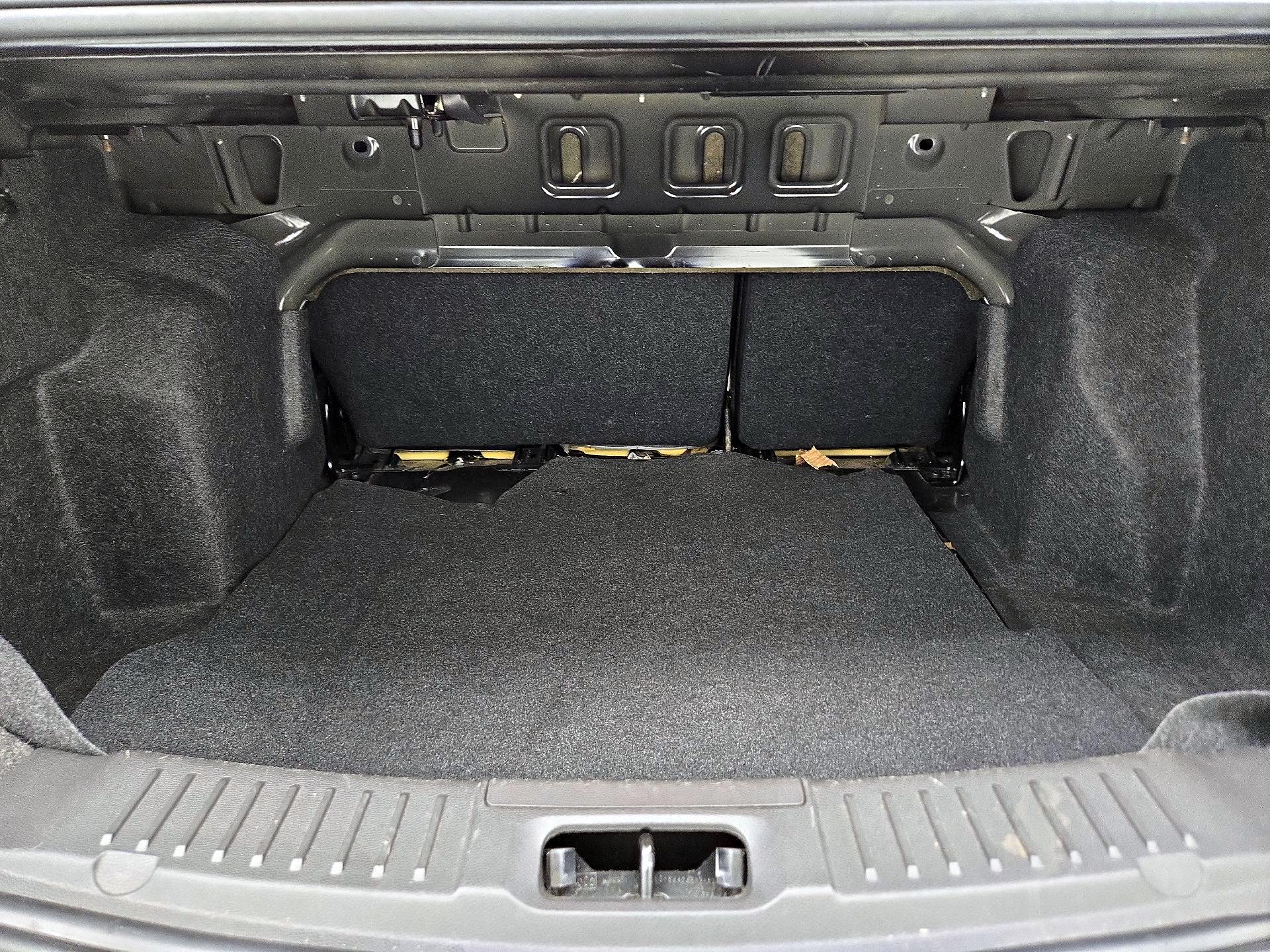 Thumbnail: 2016 Ford Fiesta - 19