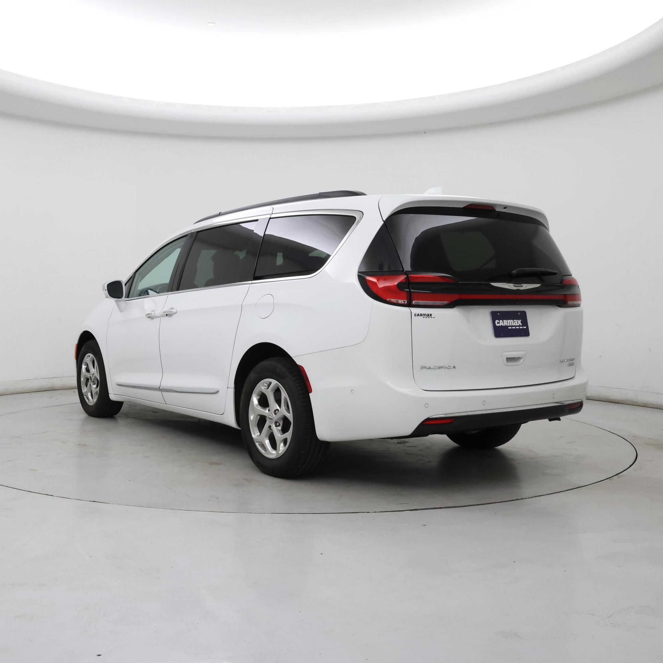 Thumbnail: 2022 Chrysler Pacifica - 2