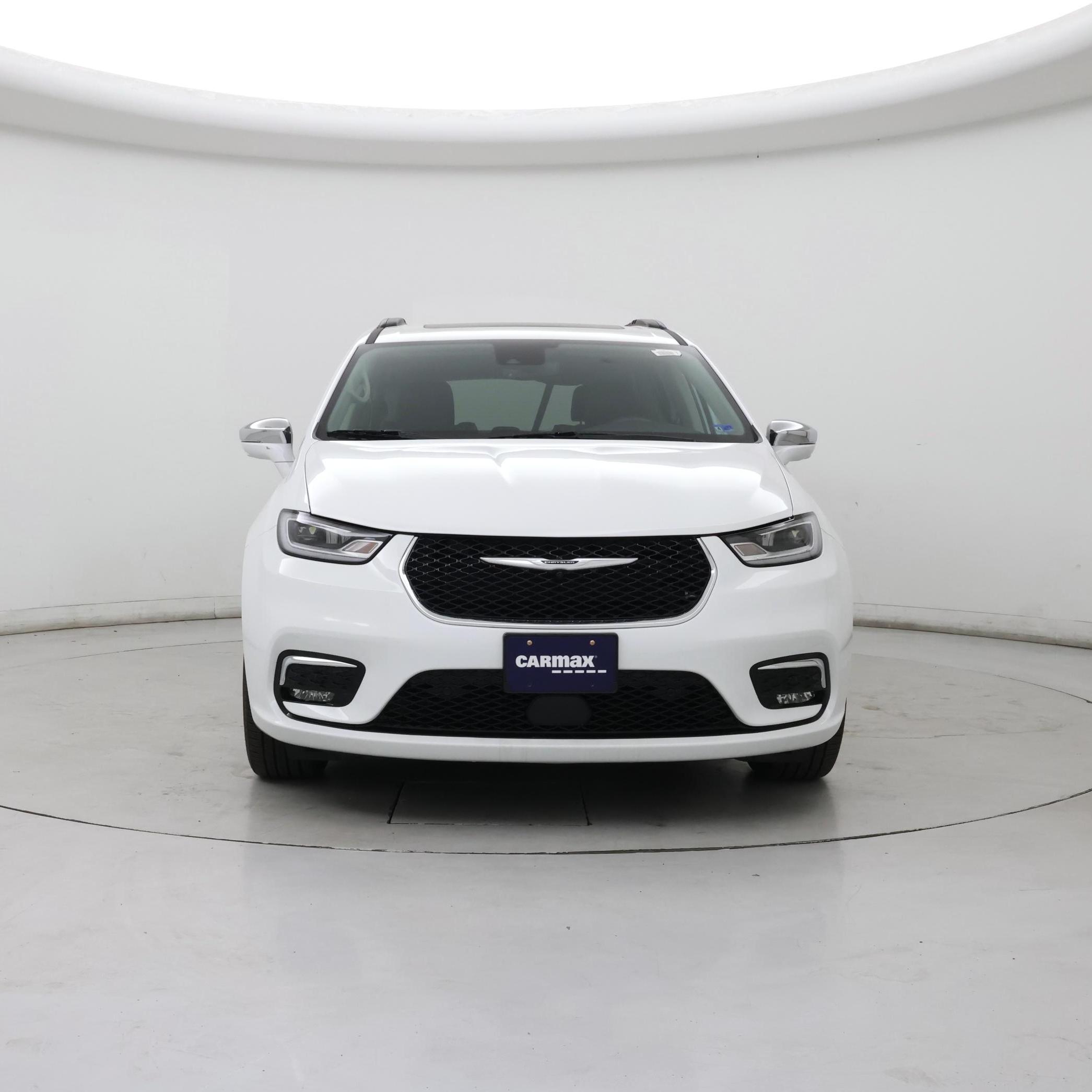 Thumbnail: 2022 Chrysler Pacifica - 5