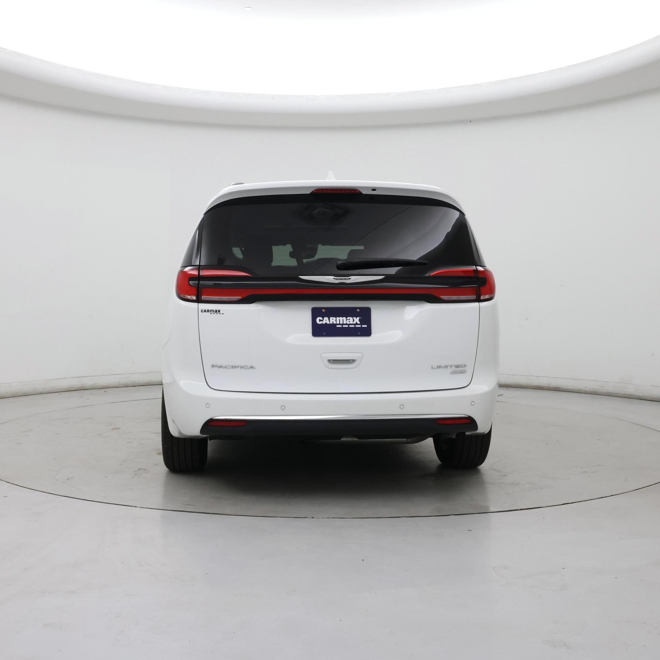 Thumbnail: 2022 Chrysler Pacifica - 6