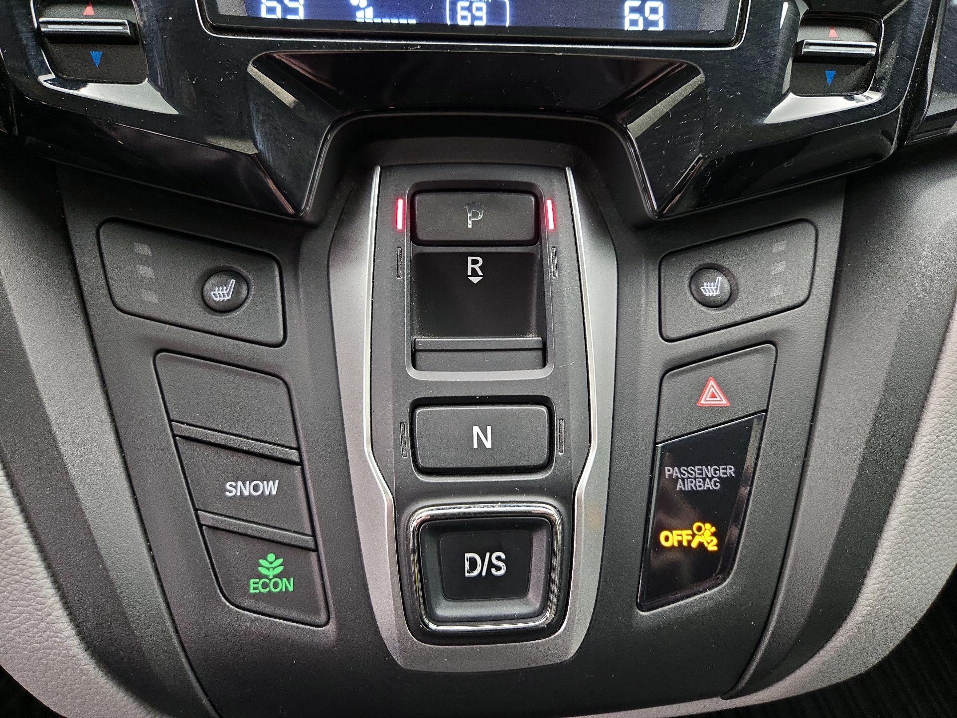 Thumbnail: 2019 Honda Odyssey - 17