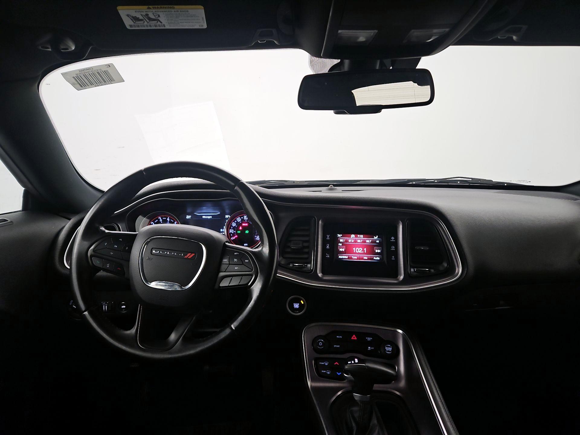 Thumbnail: 2017 Dodge Challenger - 9