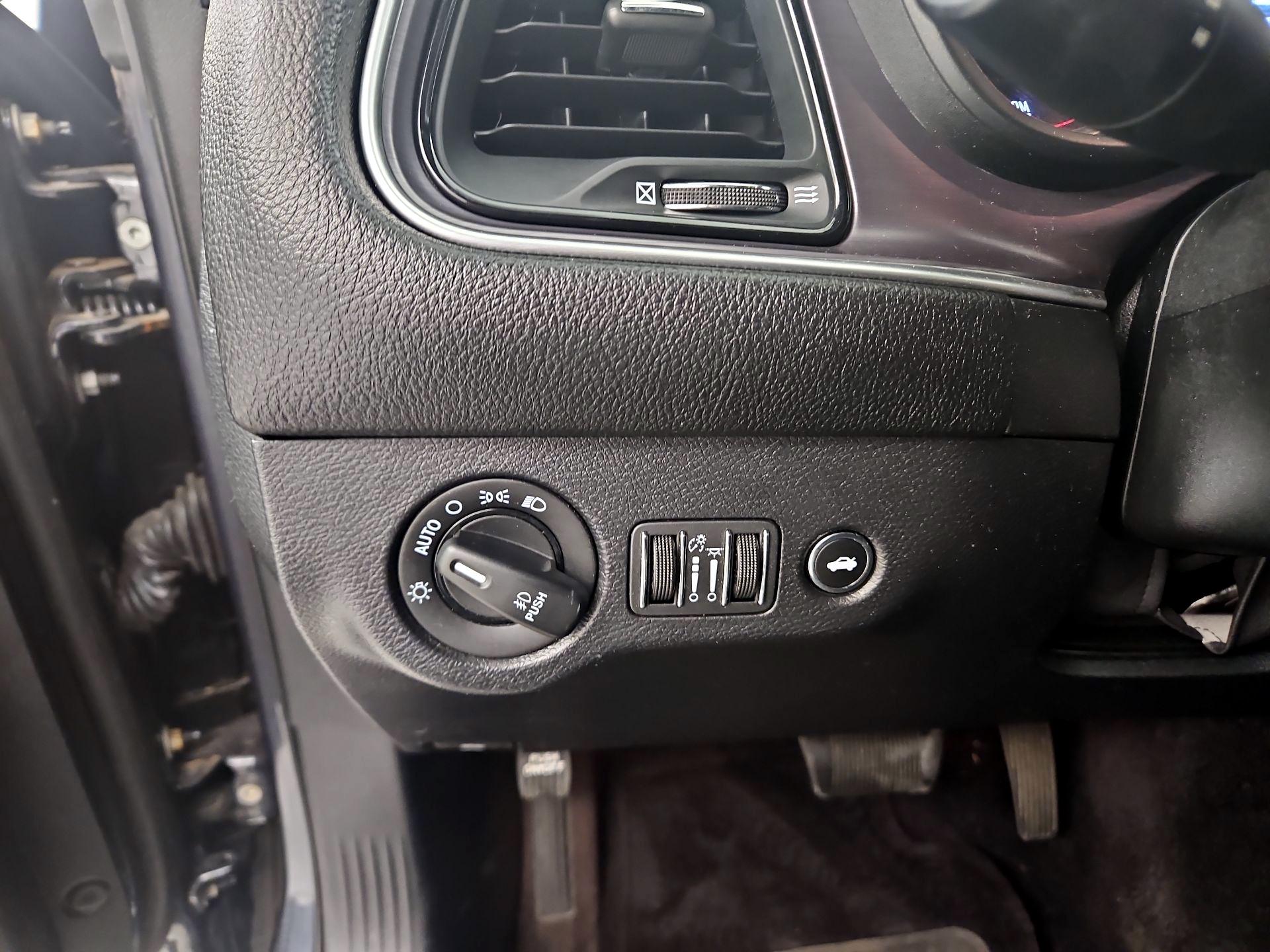 Thumbnail: 2017 Dodge Challenger - 13