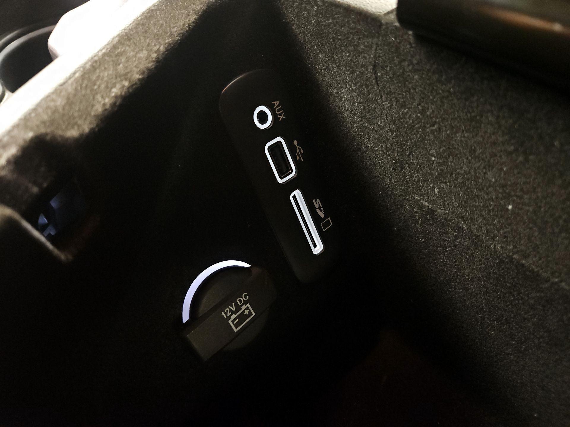 Thumbnail: 2017 Dodge Challenger - 17