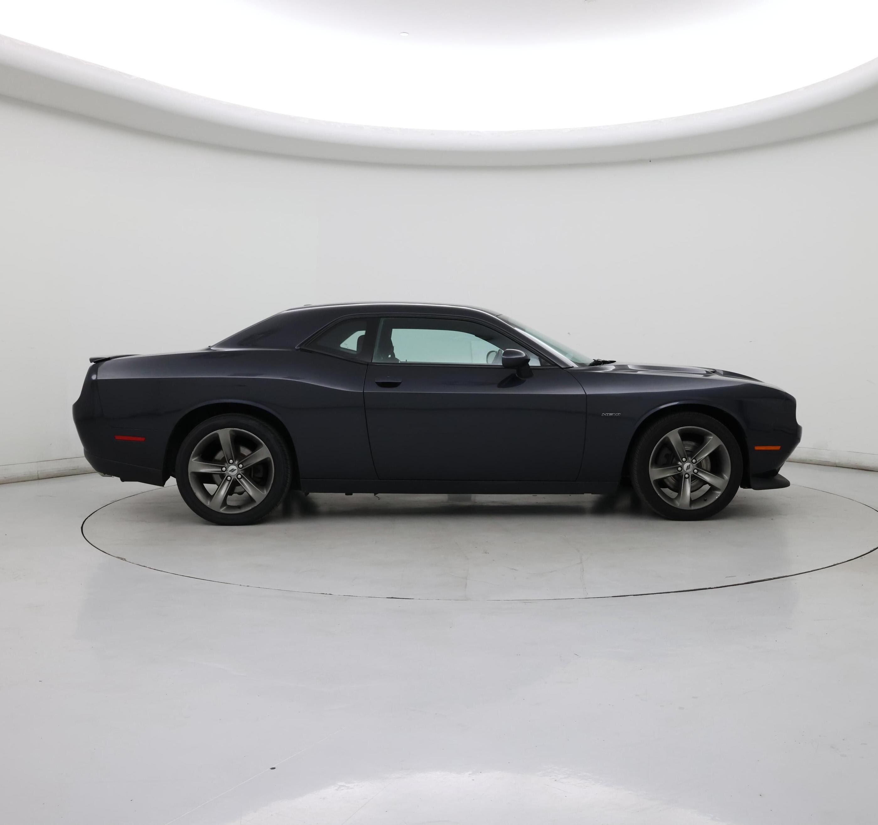 Thumbnail: 2017 Dodge Challenger - 7