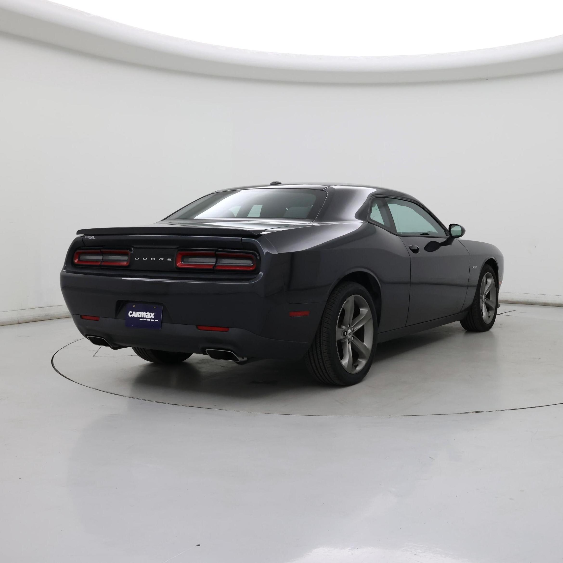 Thumbnail: 2017 Dodge Challenger - 8