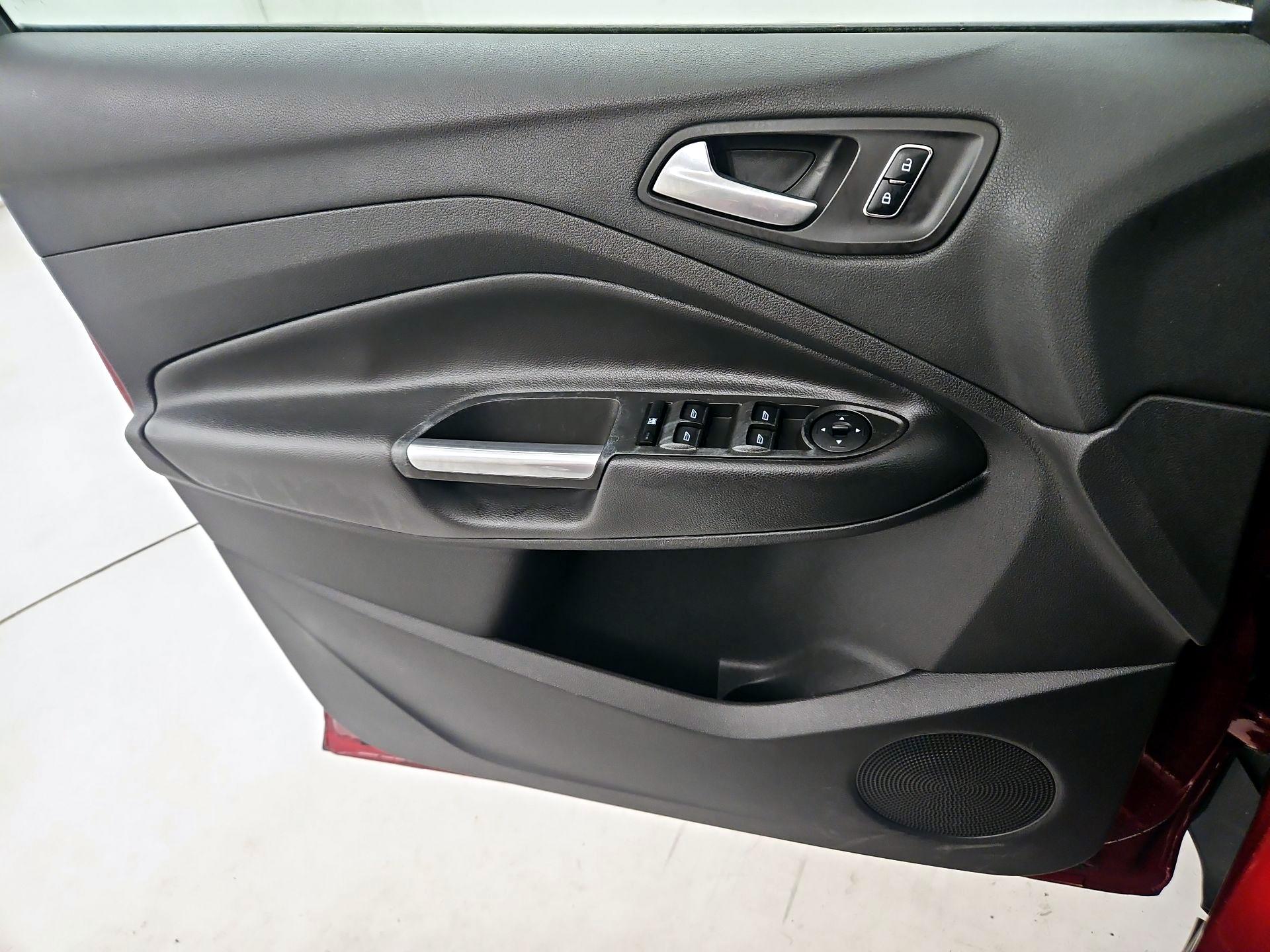 Thumbnail: 2014 Ford Escape - 12