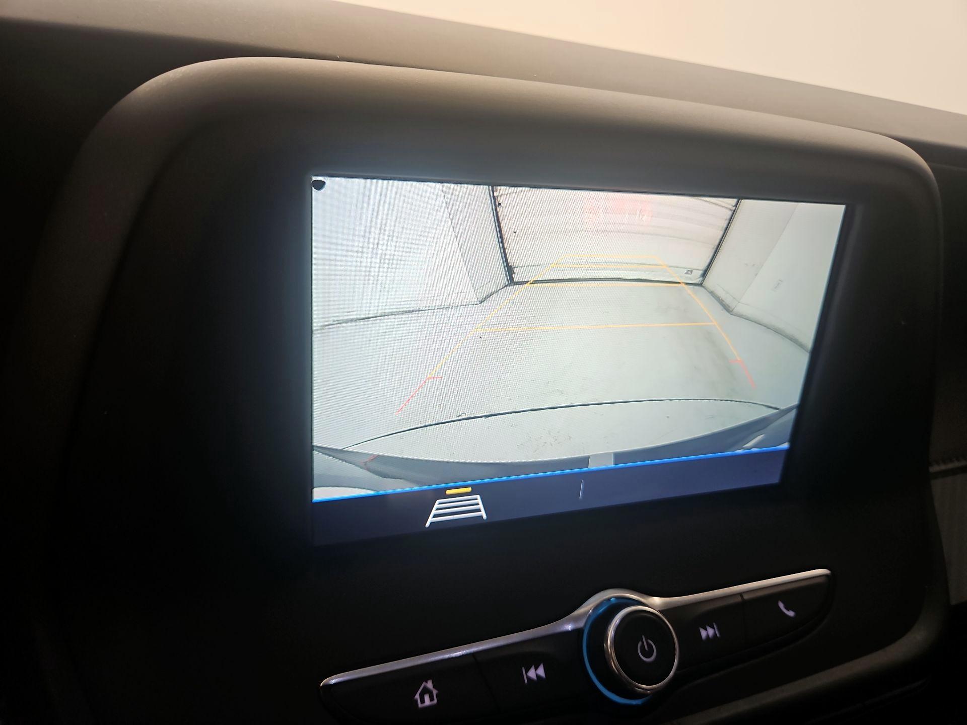 Thumbnail: 2019 Chevrolet Camaro - 14