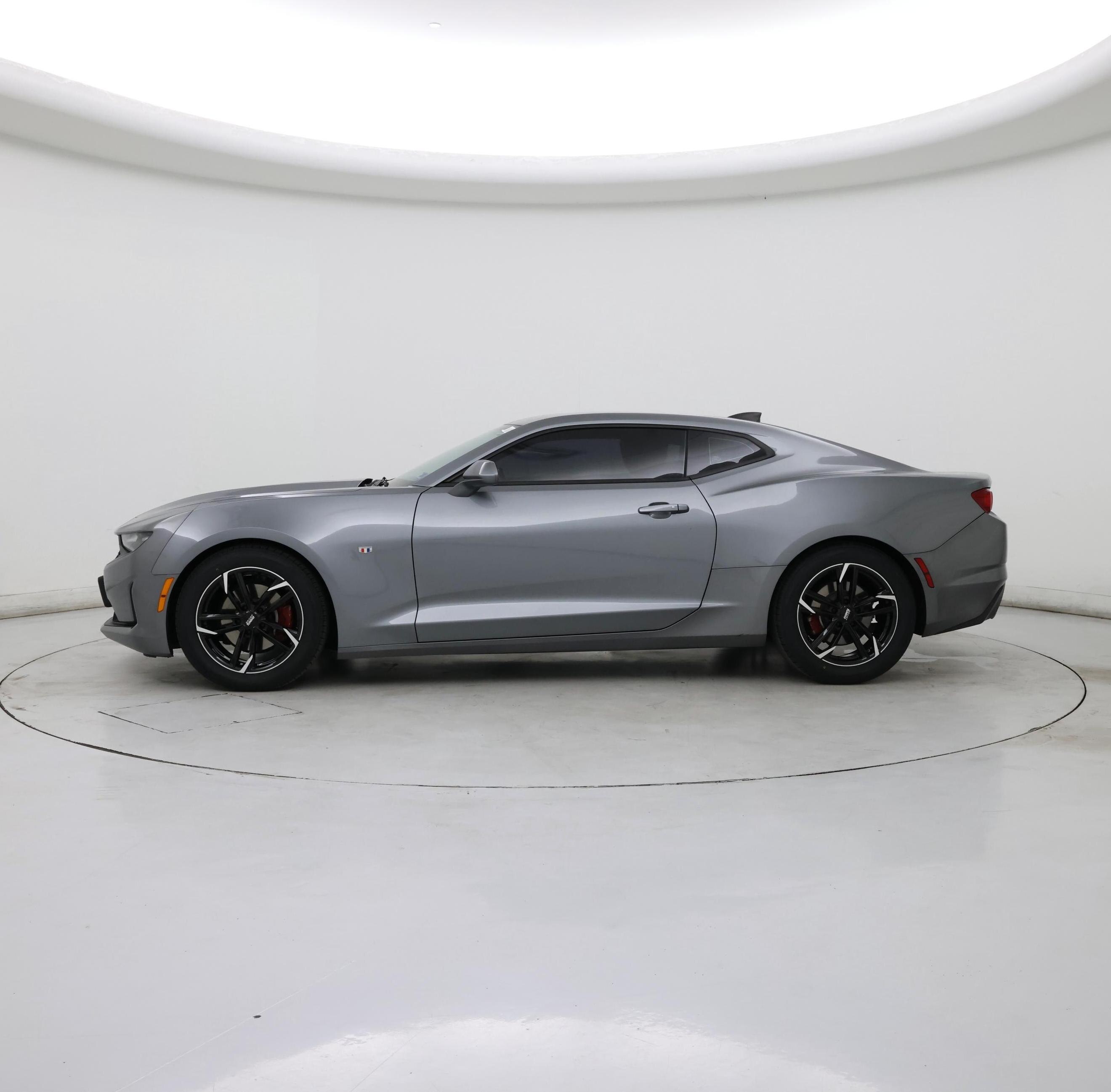 Thumbnail: 2019 Chevrolet Camaro - 3