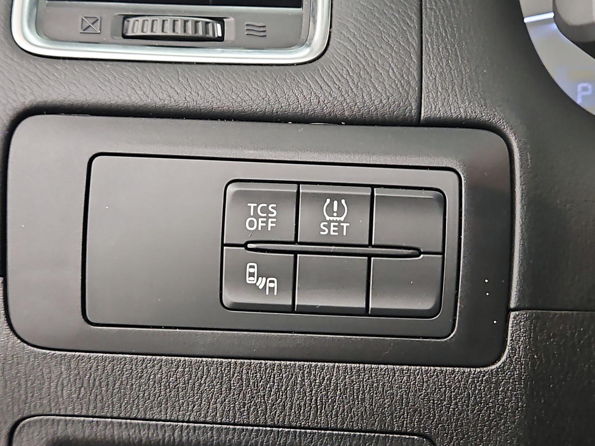 Thumbnail: 2016 Mazda CX-5 - 13