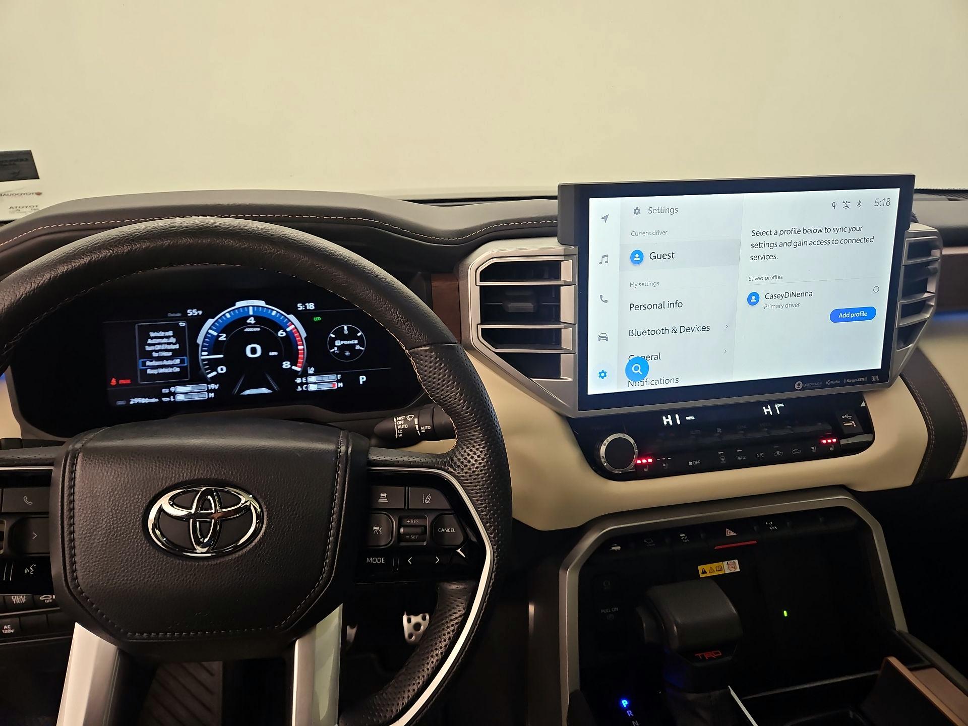 Thumbnail: 2022 Toyota Tundra - 9