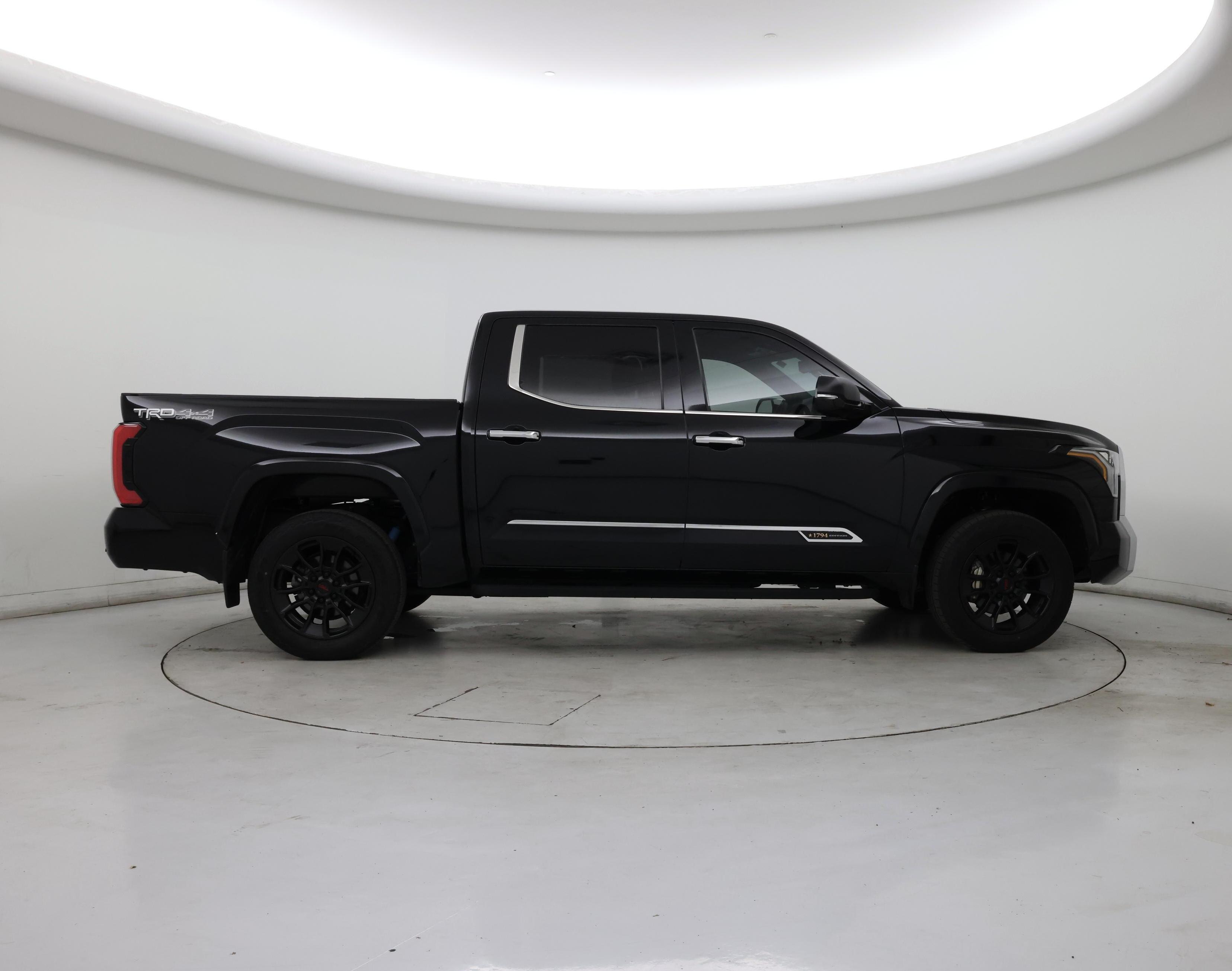 Thumbnail: 2022 Toyota Tundra - 7