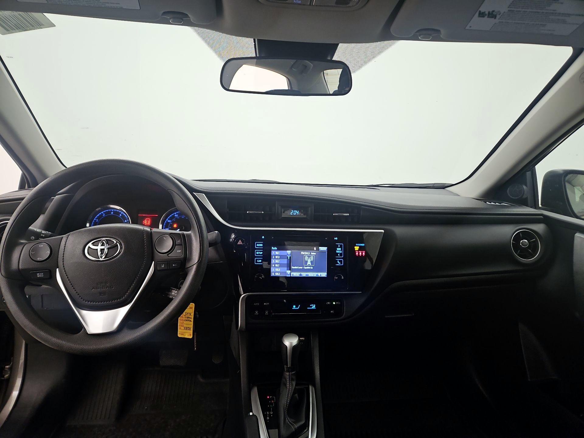 Thumbnail: 2018 Toyota Corolla - 9