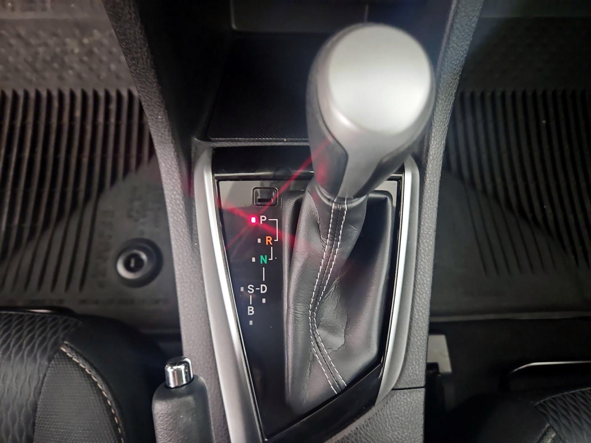 Thumbnail: 2018 Toyota Corolla - 17