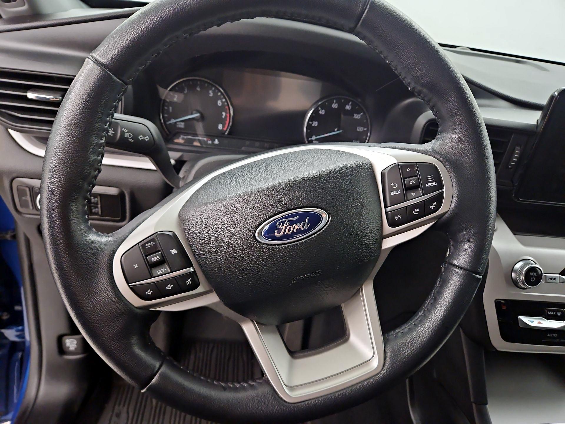 Thumbnail: 2023 Ford Explorer - 10