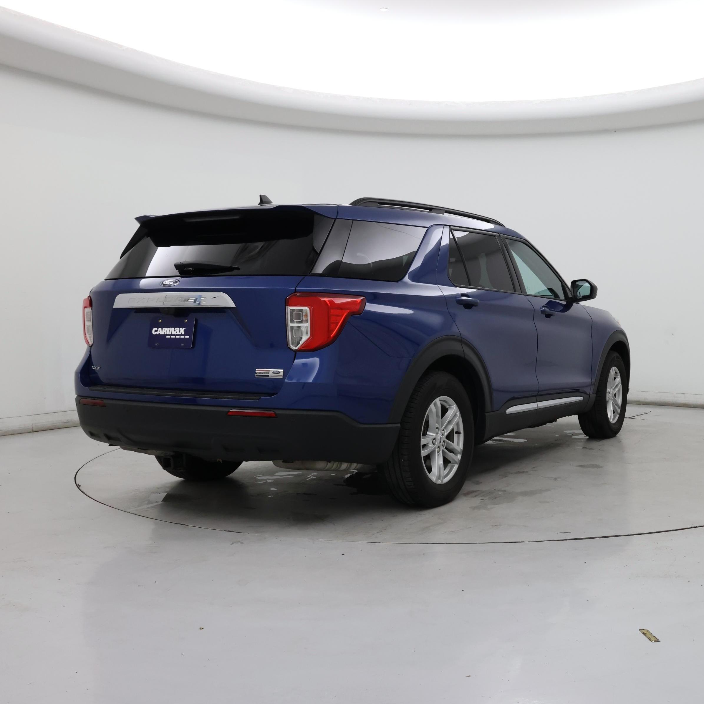 Thumbnail: 2023 Ford Explorer - 8