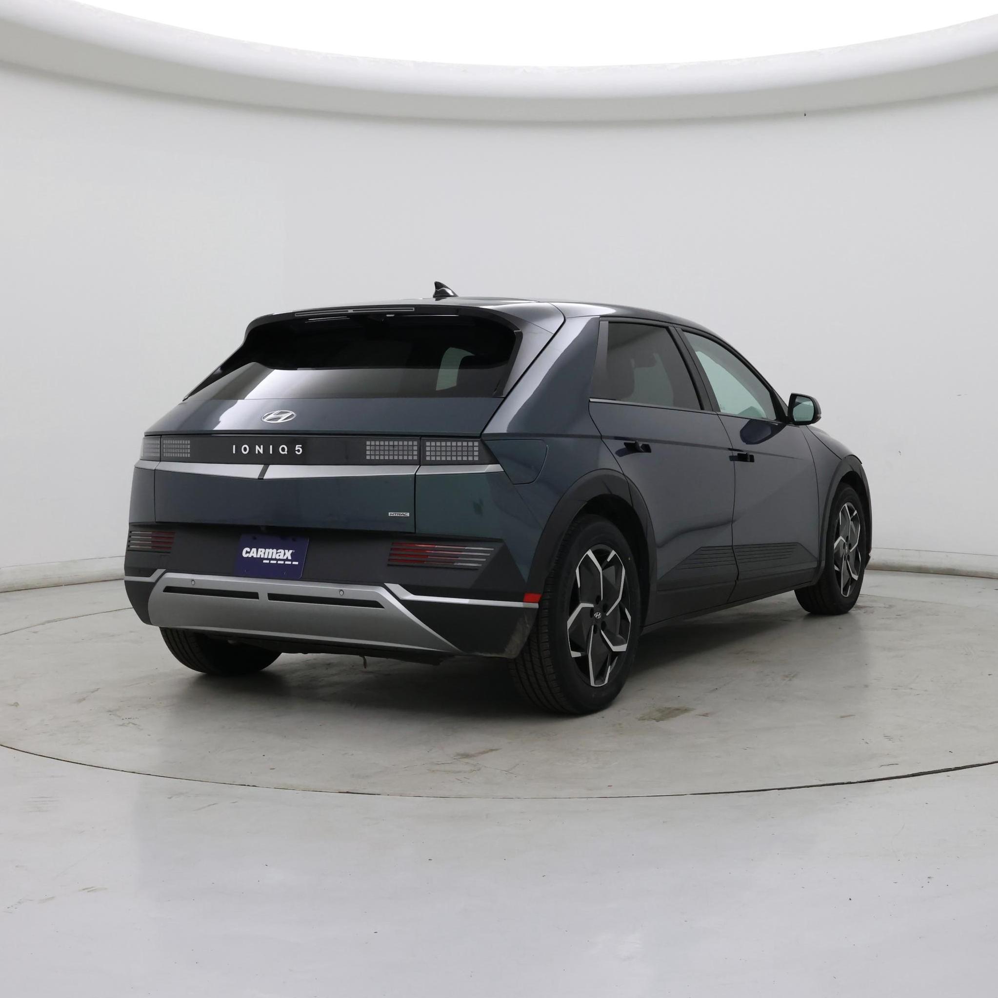 Thumbnail: 2022 Hyundai Ioniq 5 - 8