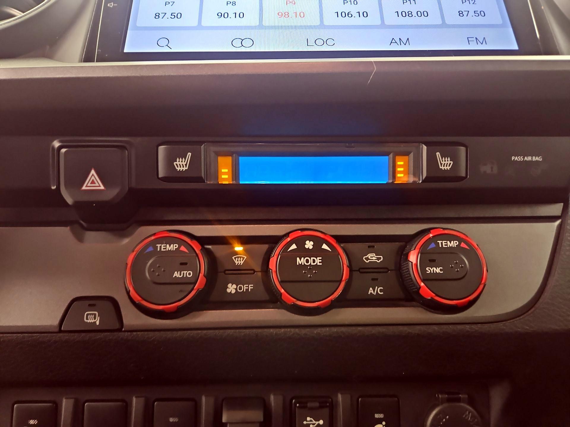 Thumbnail: 2019 Toyota Tacoma - 16