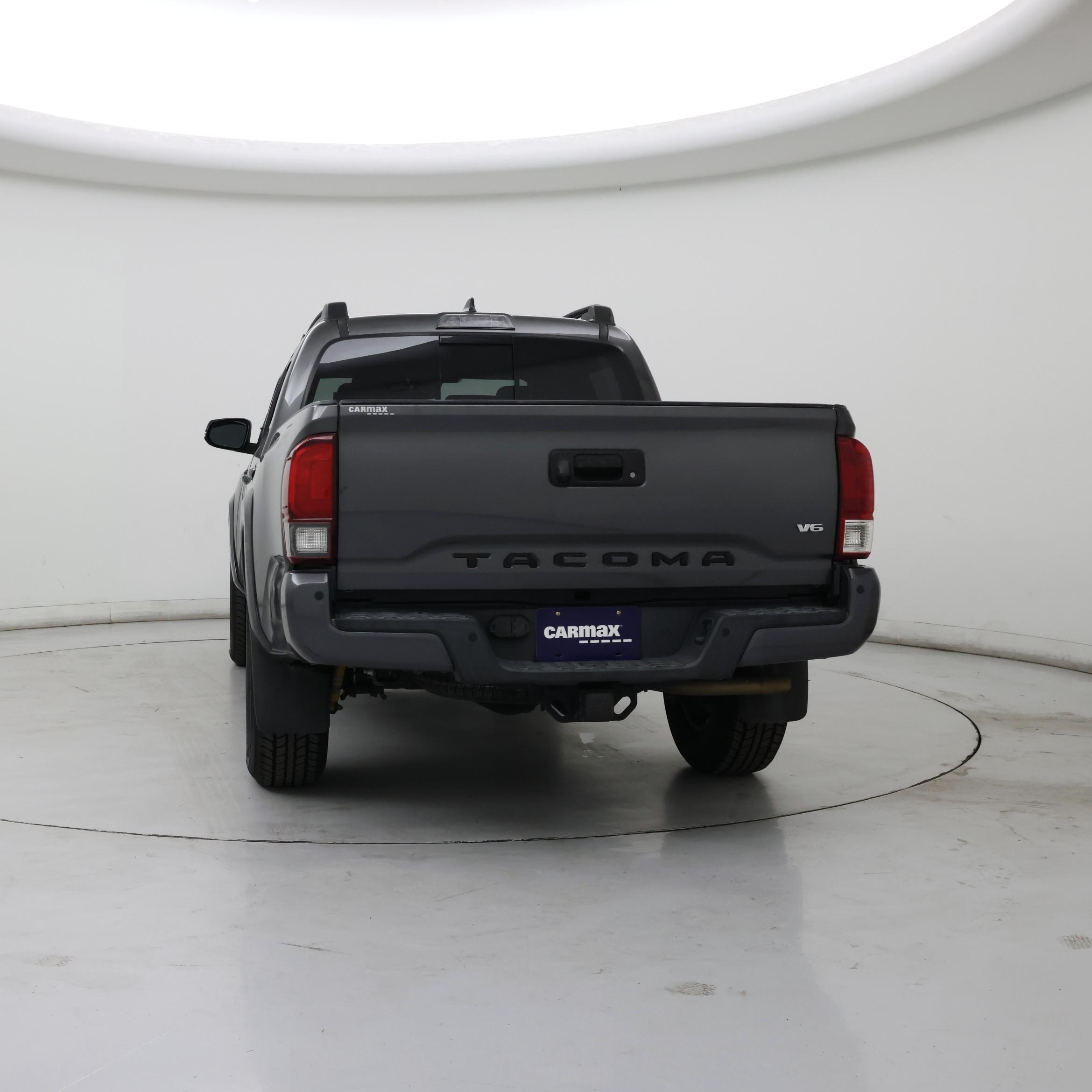 Thumbnail: 2019 Toyota Tacoma - 6