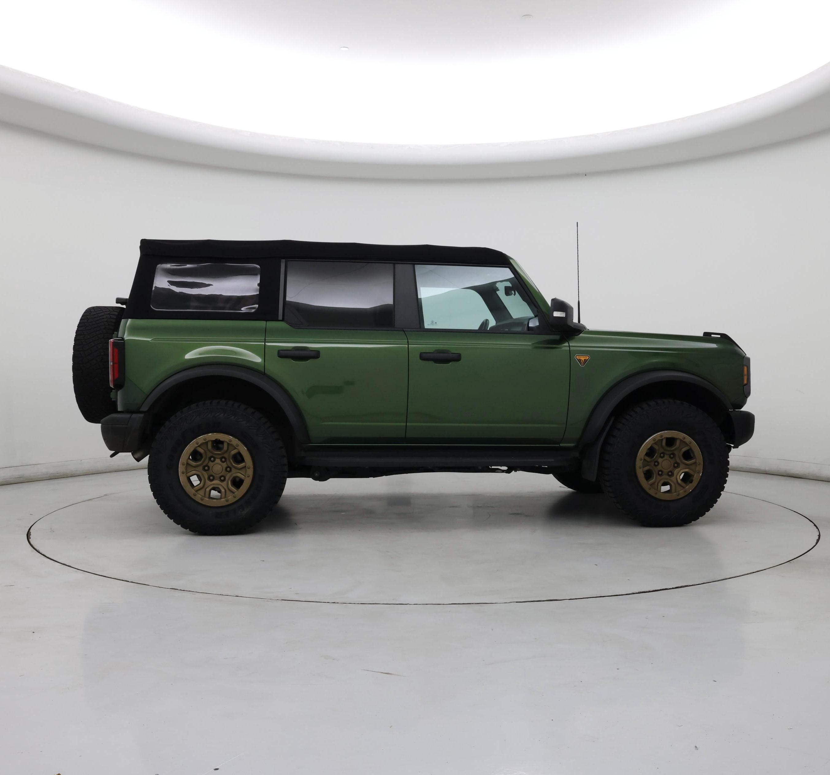 Thumbnail: 2023 Ford Bronco - 7