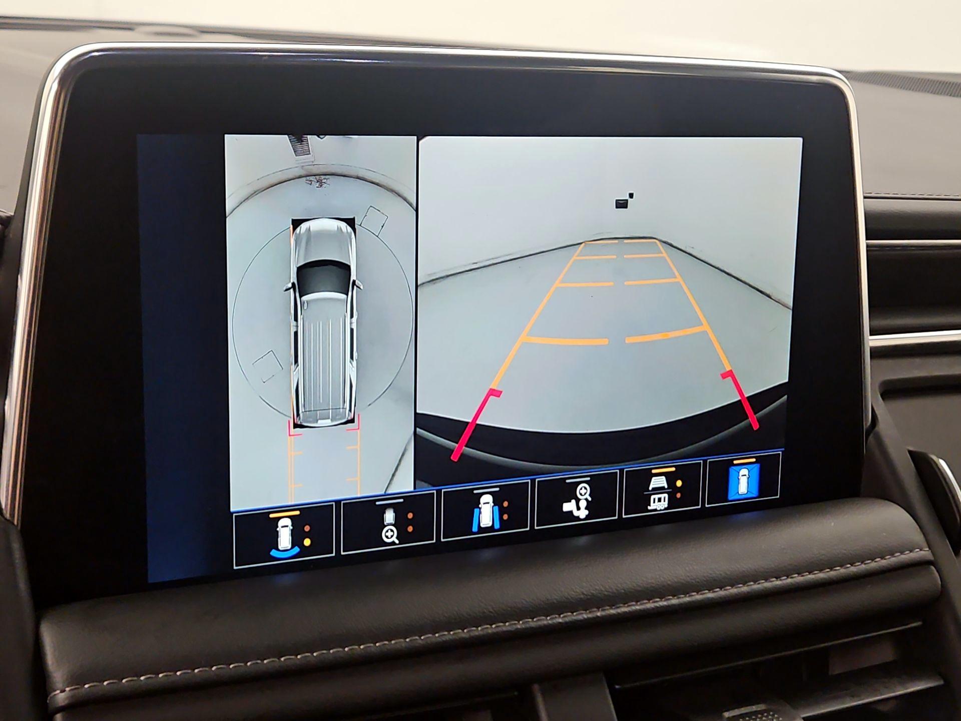 Thumbnail: 2023 Chevrolet Suburban - 14