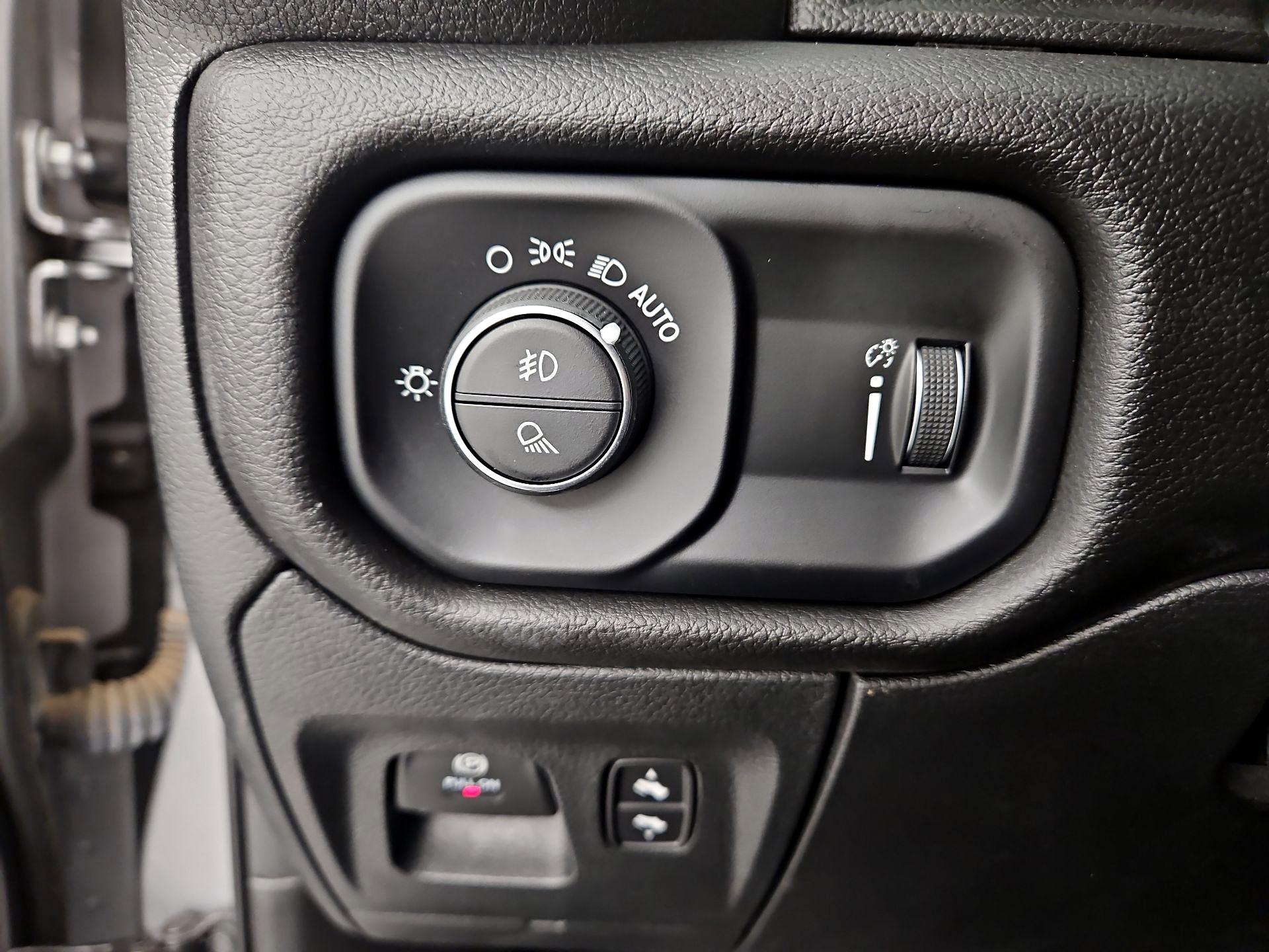 Thumbnail: 2024 RAM 1500 - 13