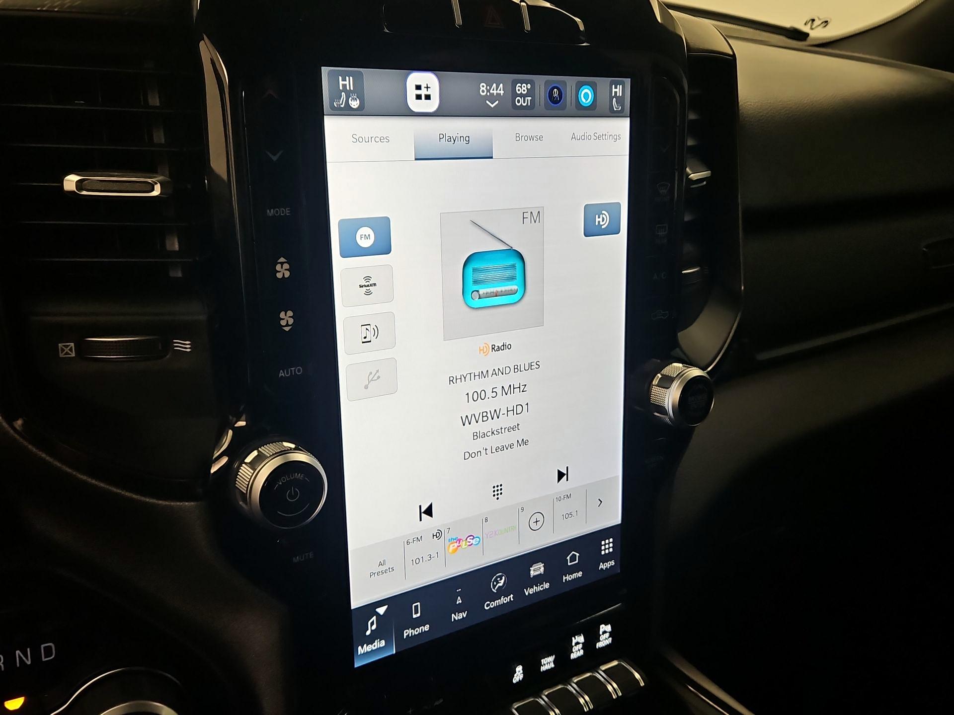 Thumbnail: 2024 RAM 1500 - 16