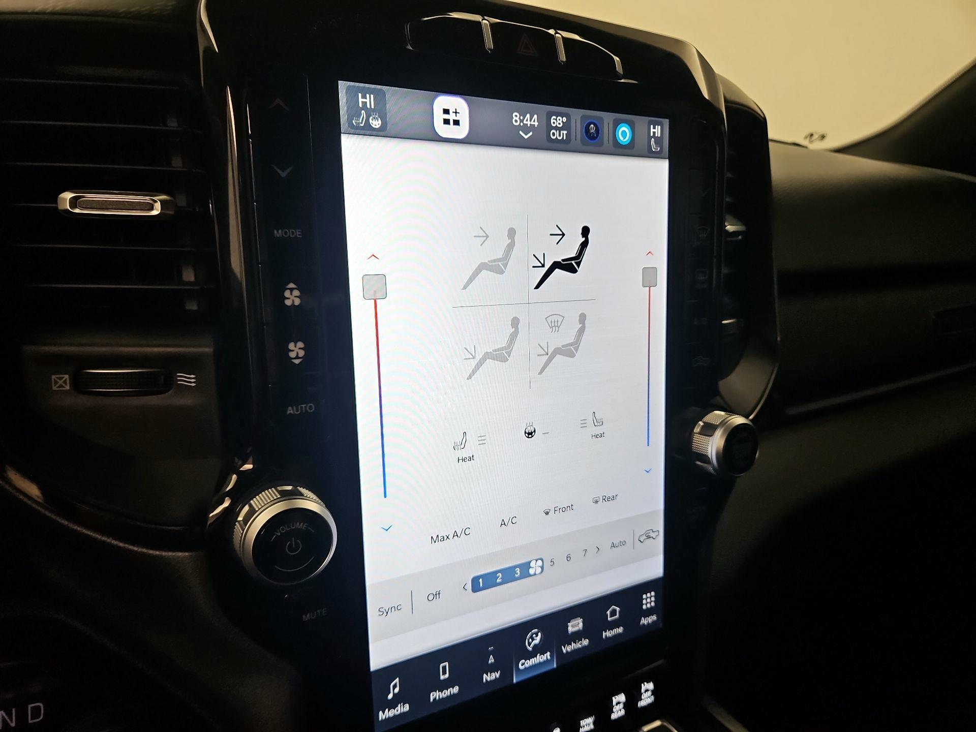 Thumbnail: 2024 RAM 1500 - 17