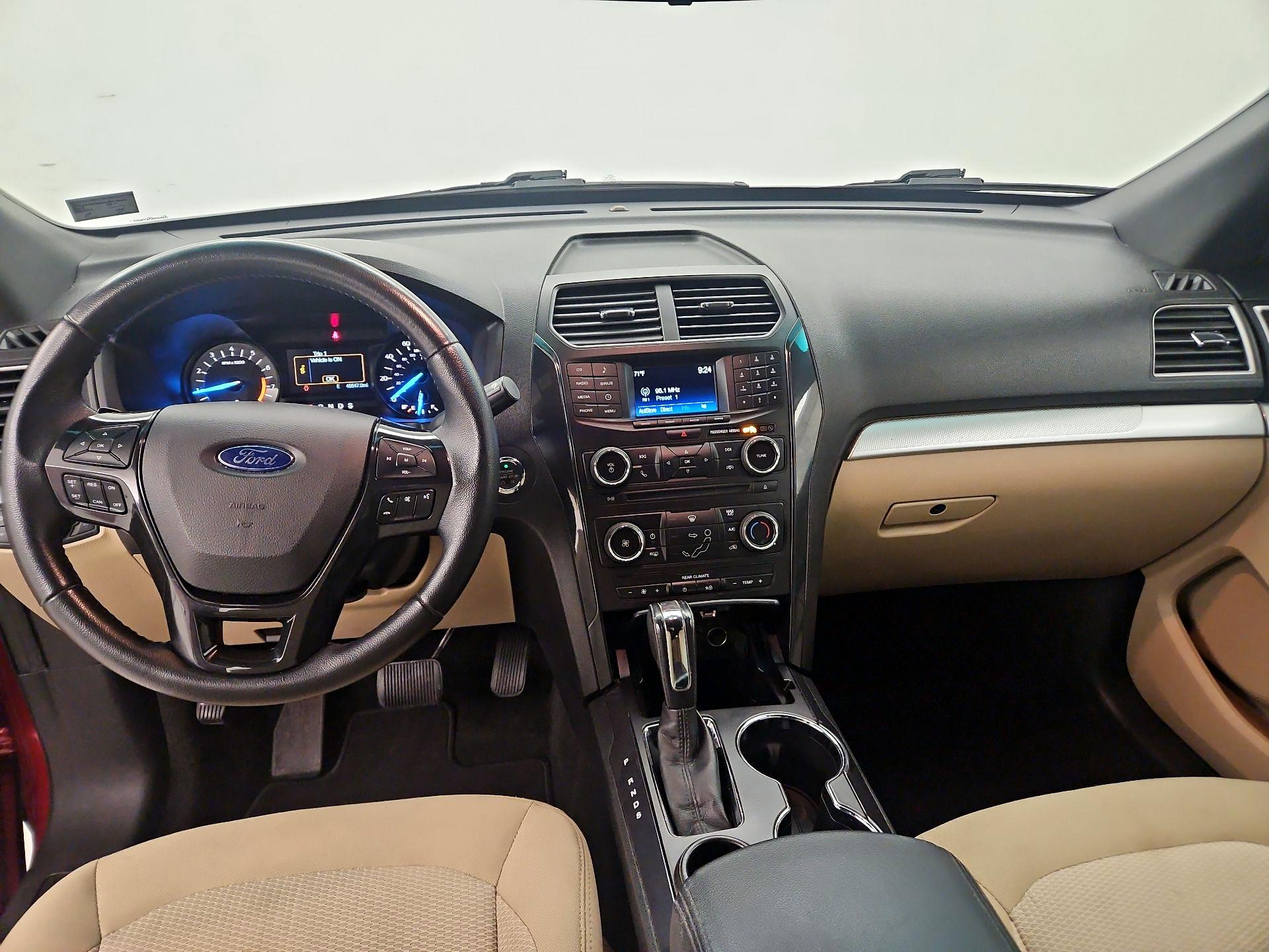 Thumbnail: 2017 Ford Explorer - 9