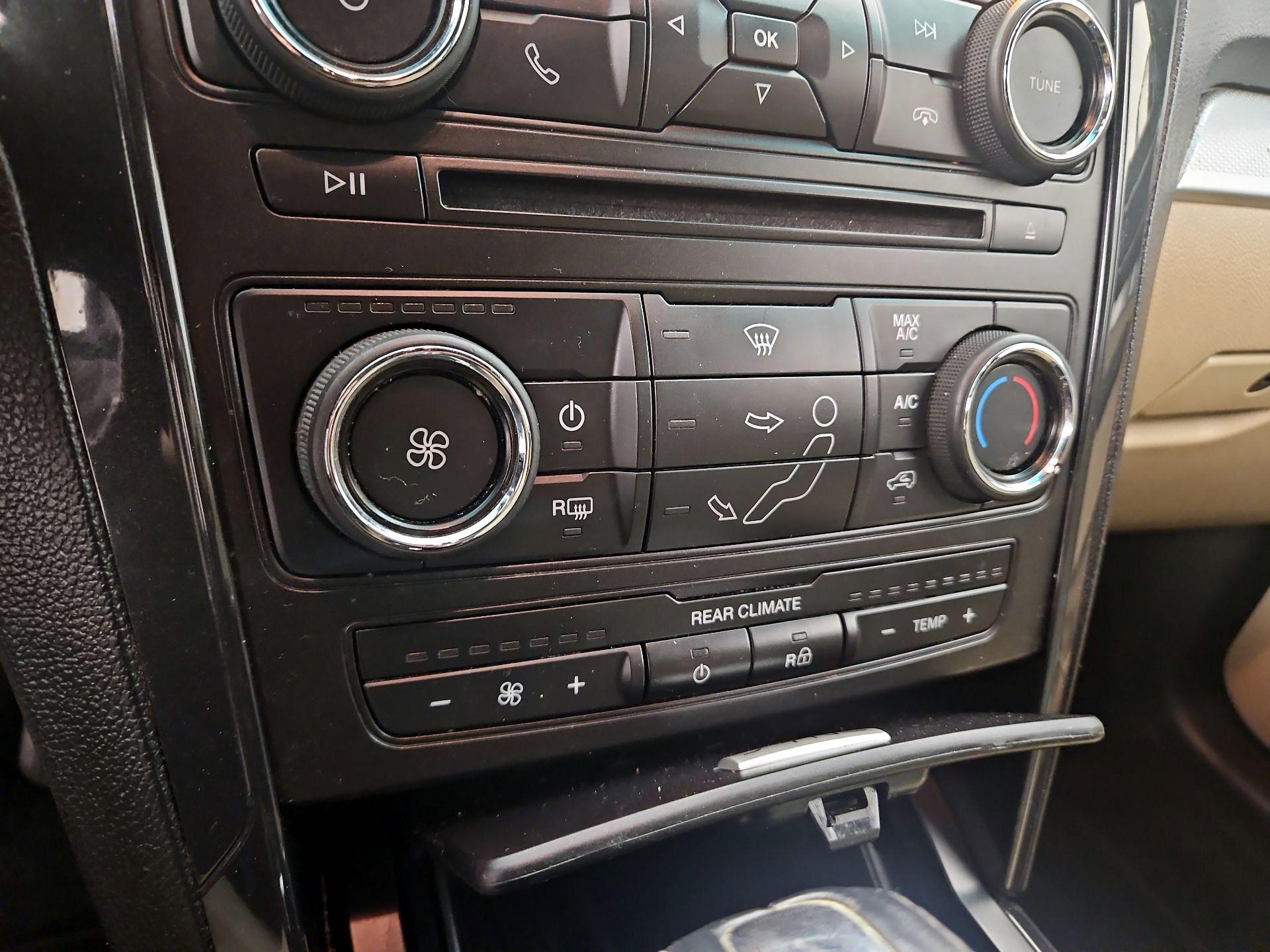 Thumbnail: 2017 Ford Explorer - 16