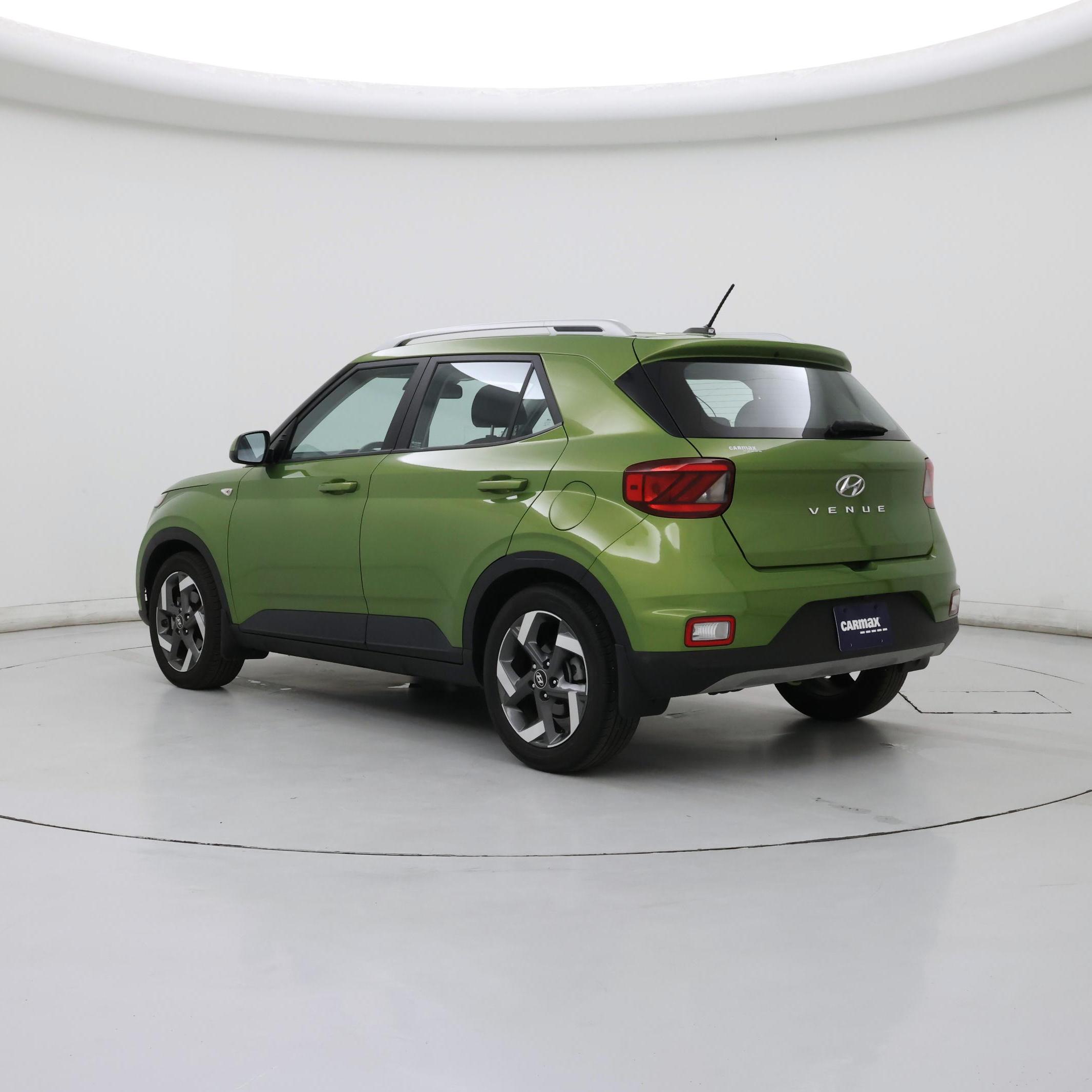 Thumbnail: 2023 Hyundai Venue - 2