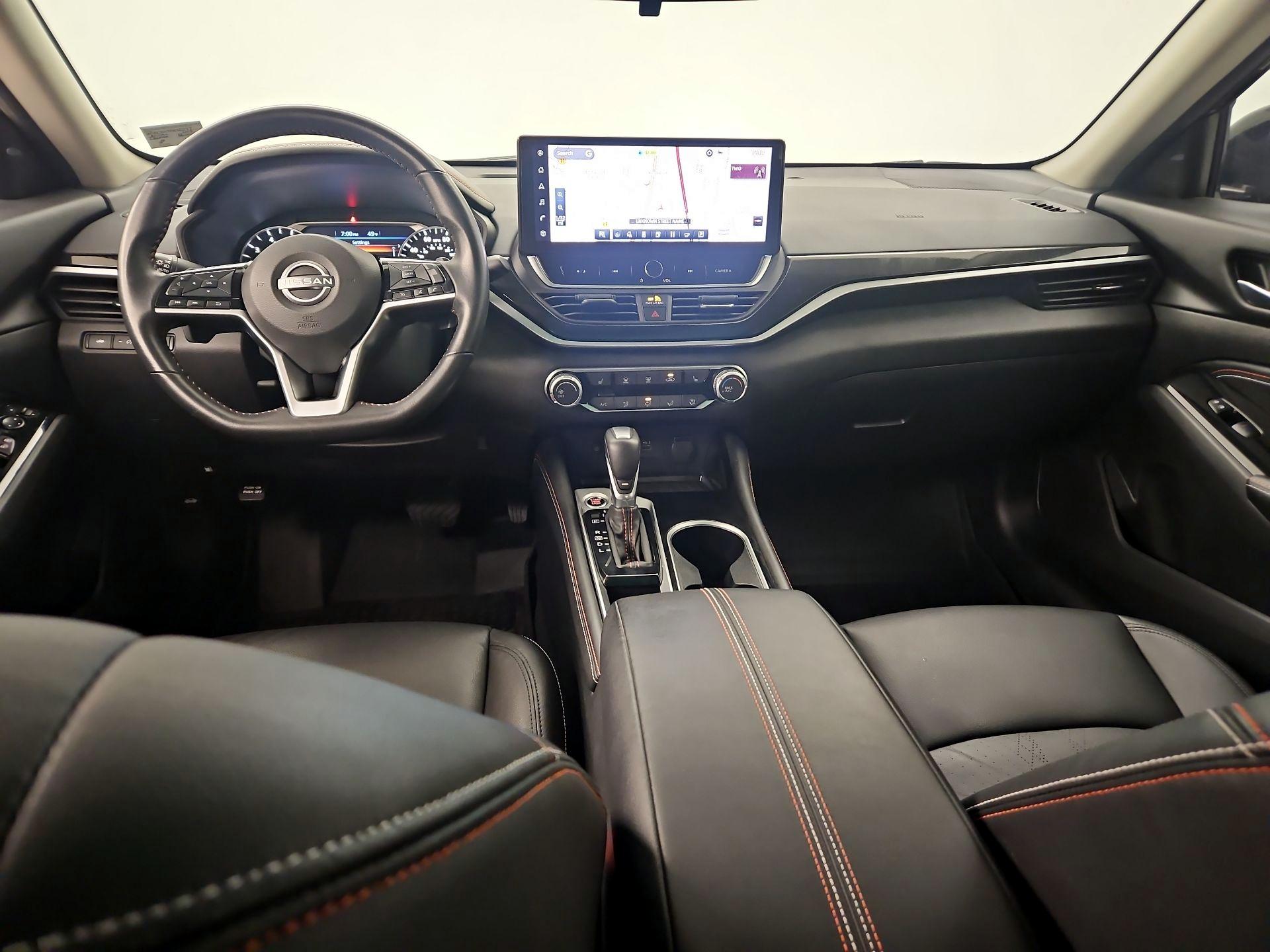 Thumbnail: 2023 Nissan Altima - 9