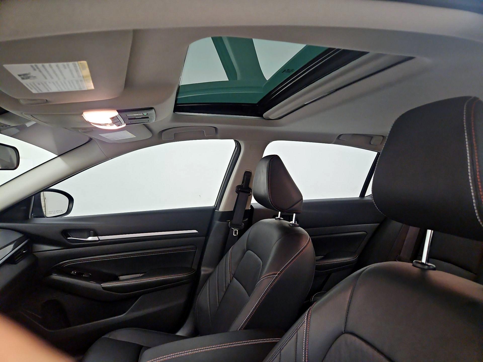 Thumbnail: 2023 Nissan Altima - 20