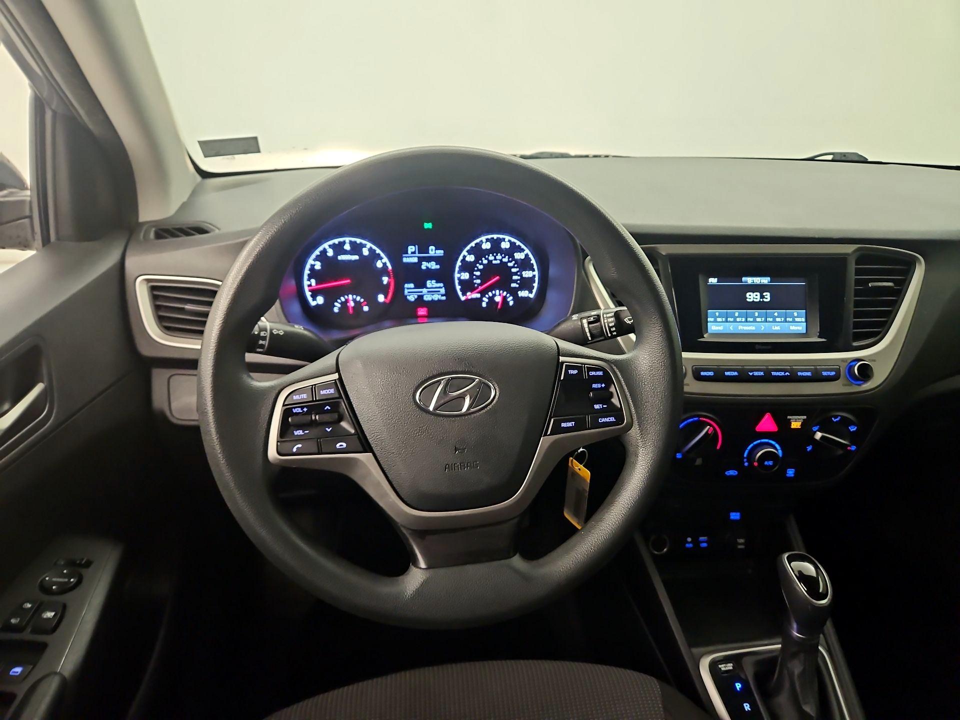 Thumbnail: 2019 Hyundai Accent - 10
