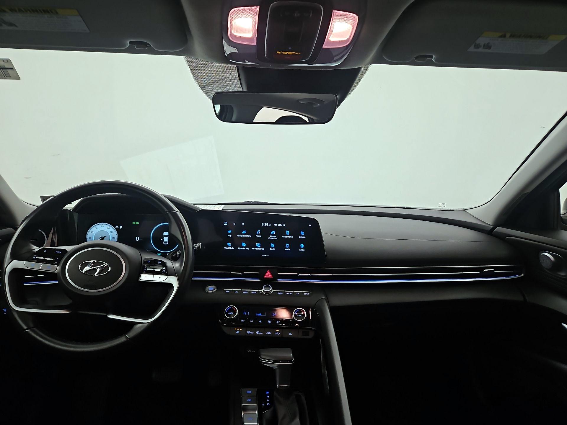 Thumbnail: 2023 Hyundai Elantra - 9