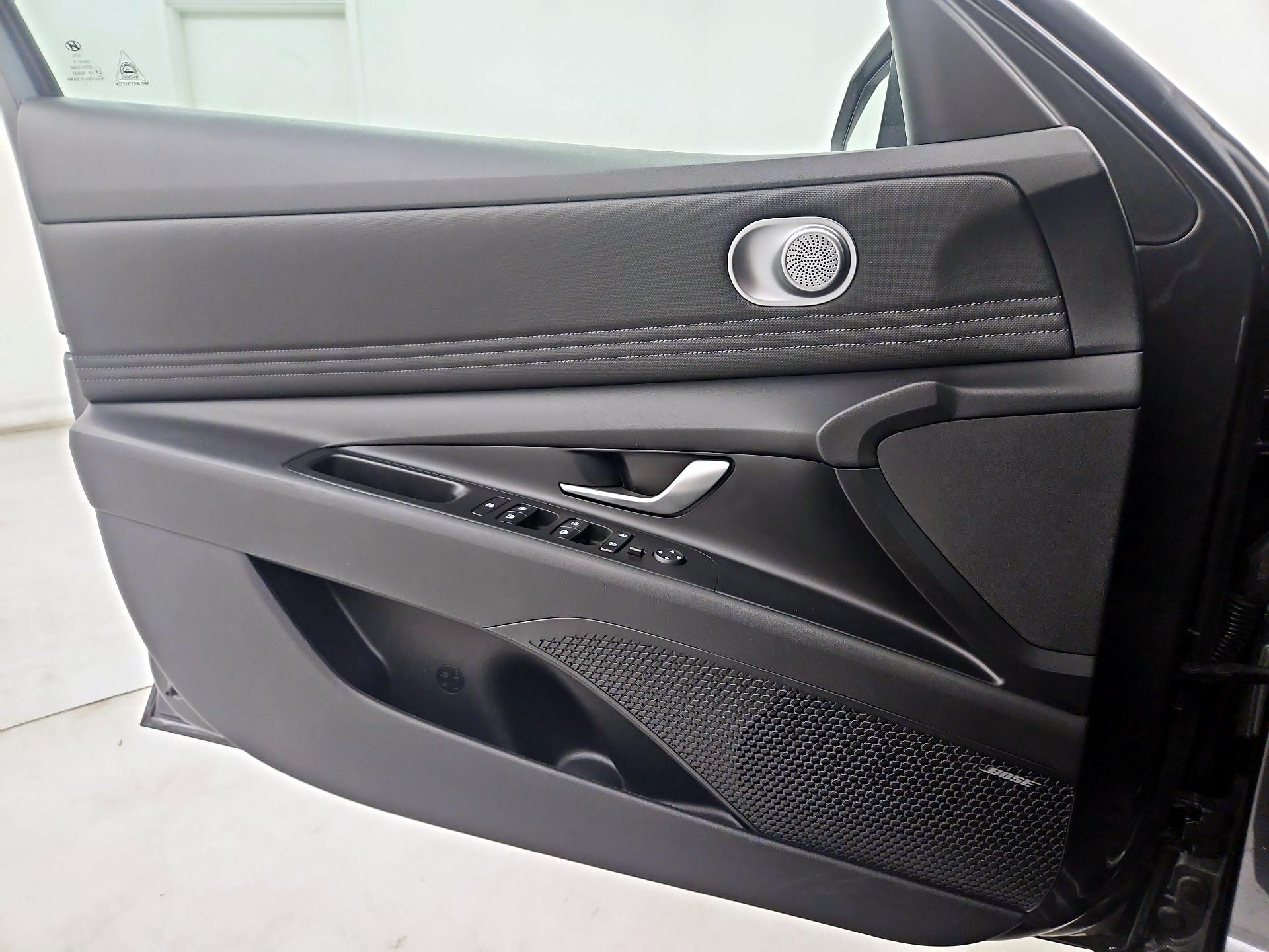 Thumbnail: 2023 Hyundai Elantra - 12