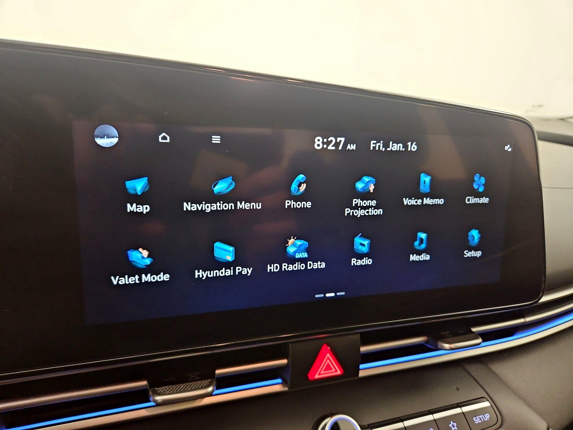 Thumbnail: 2023 Hyundai Elantra - 14