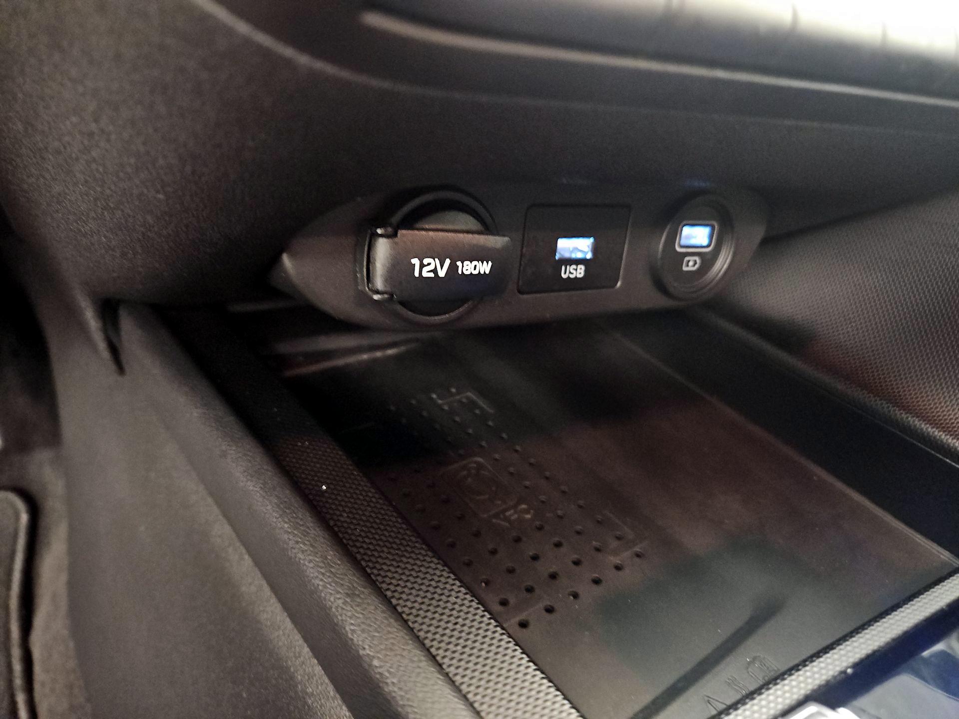 Thumbnail: 2023 Hyundai Elantra - 19