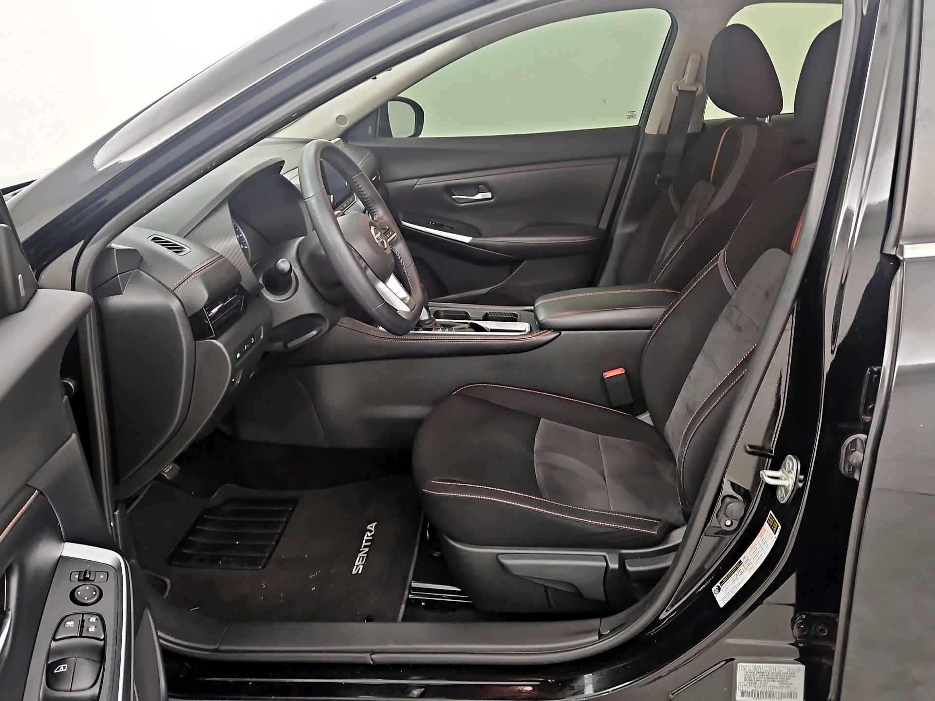 Thumbnail: 2020 Nissan Sentra - 11
