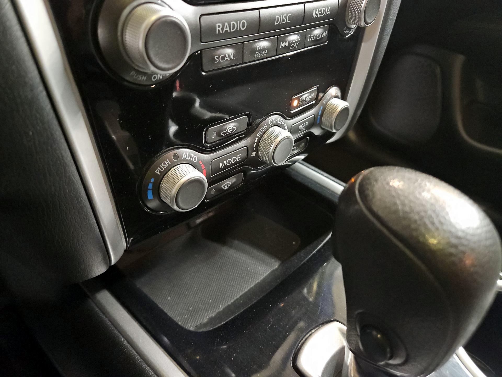 Thumbnail: 2020 Nissan Pathfinder - 16