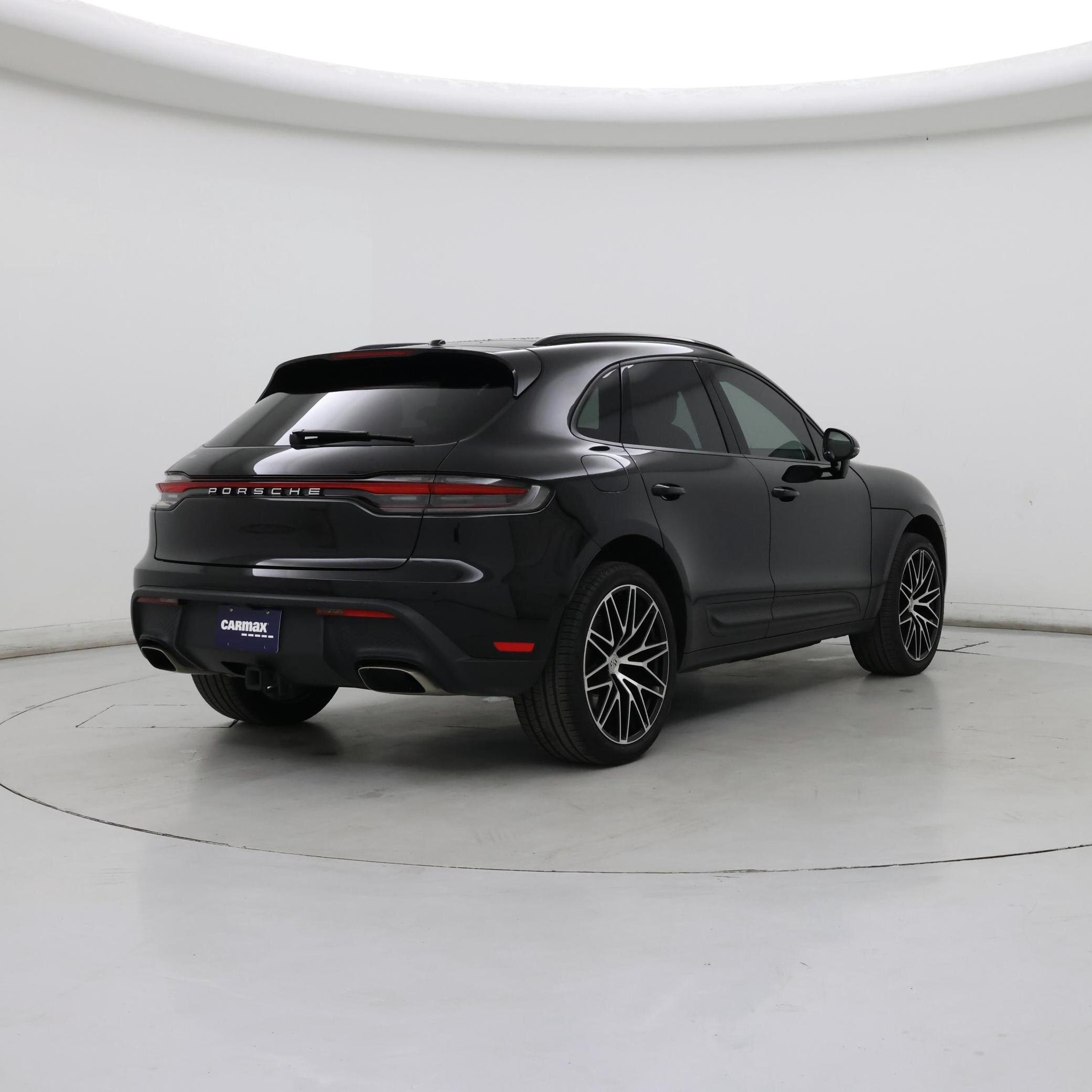 Thumbnail: 2024 Porsche Macan - 8