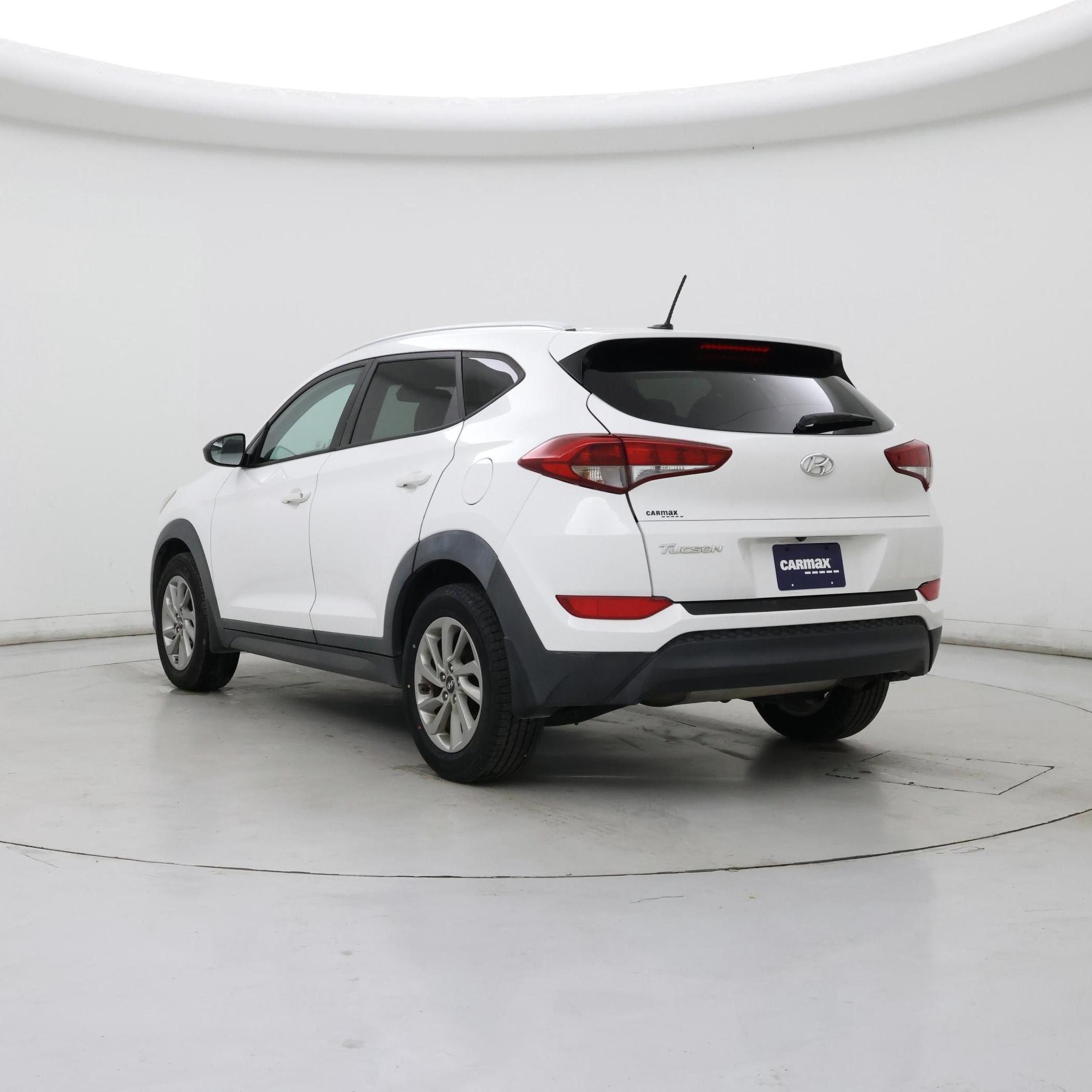 Thumbnail: 2016 Hyundai Tucson - 2