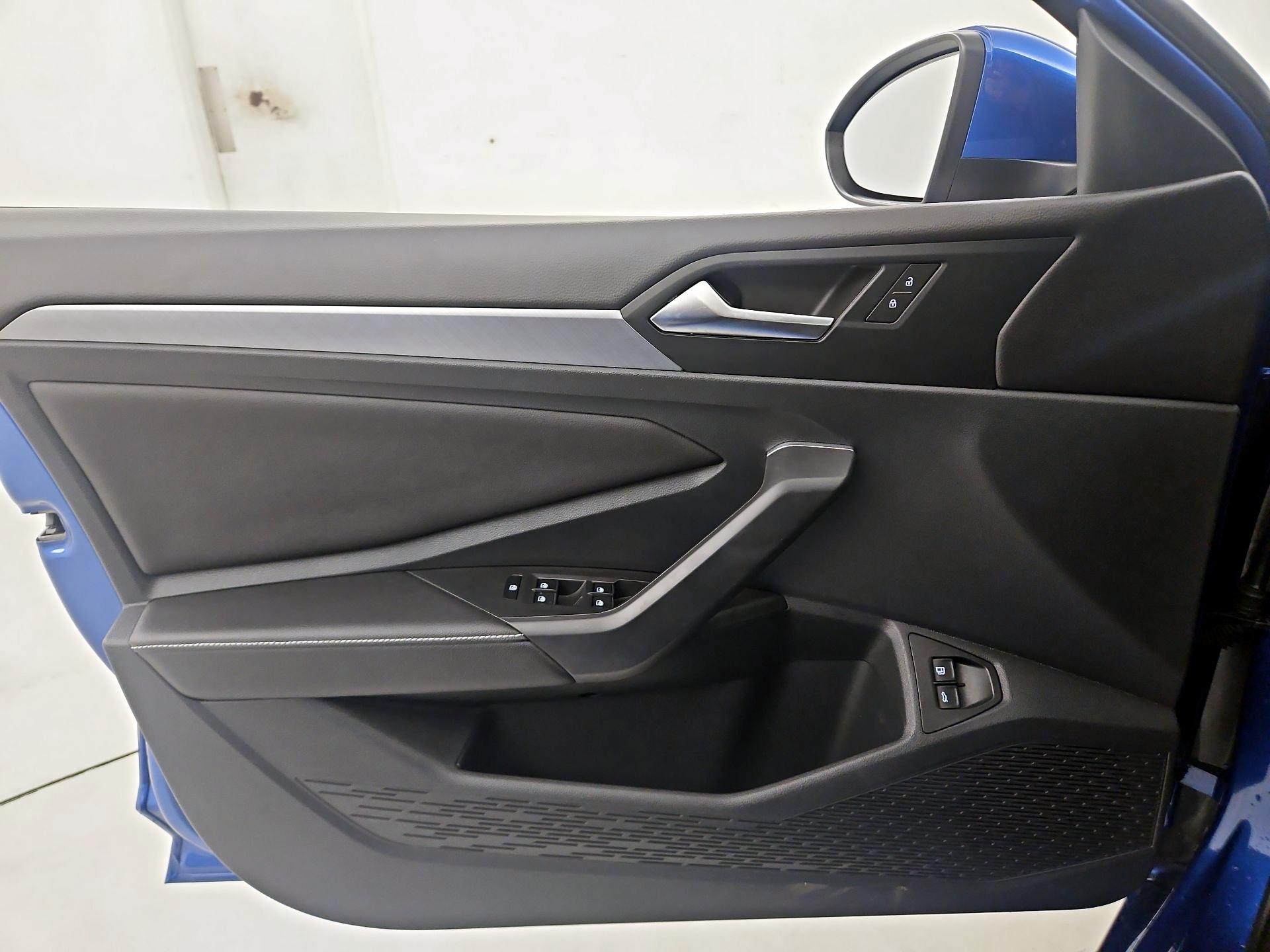 Thumbnail: 2024 Volkswagen Jetta - 12