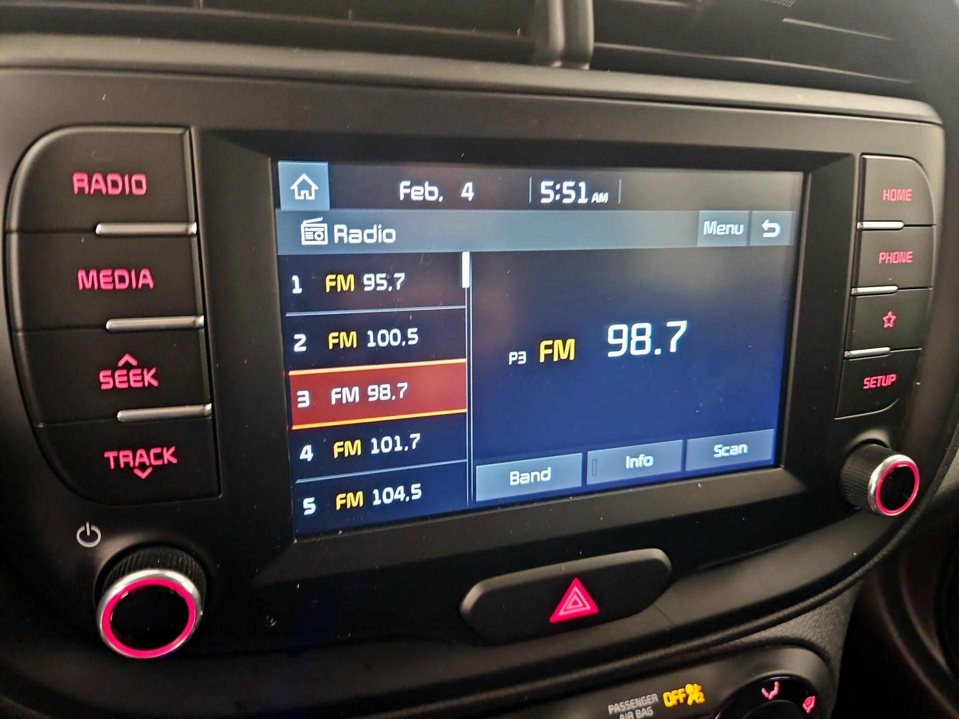 Thumbnail: 2020 Kia Soul - 15