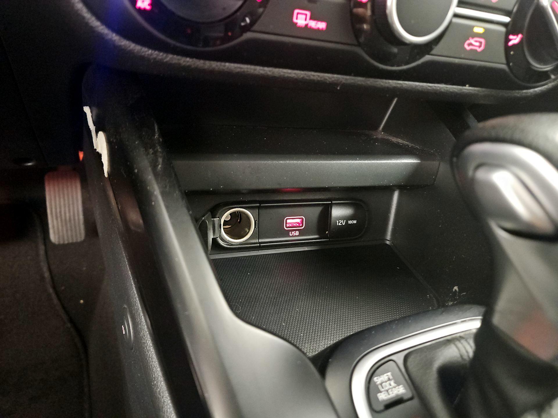 Thumbnail: 2020 Kia Soul - 18