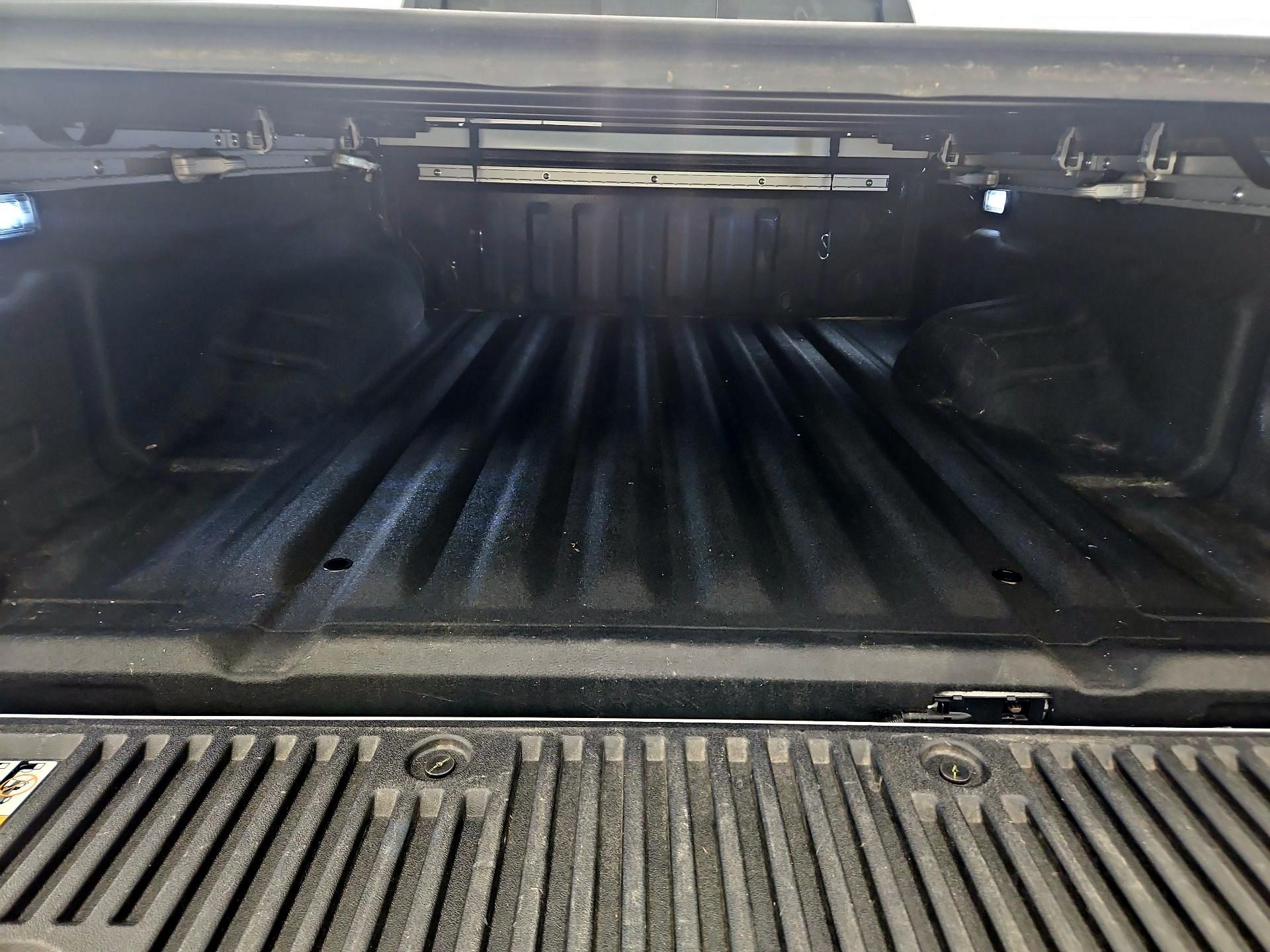 Thumbnail: 2024 Nissan Frontier - 20