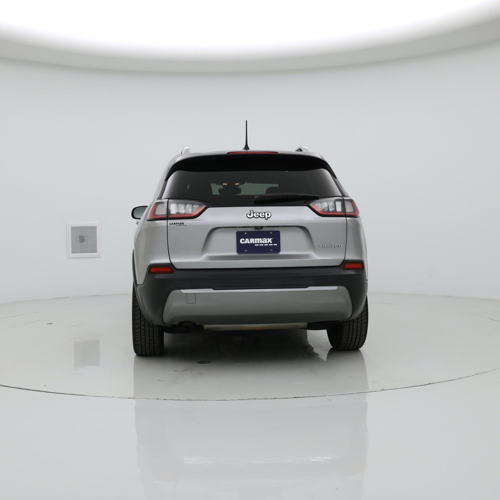 Thumbnail: 2019 Jeep Cherokee - 6